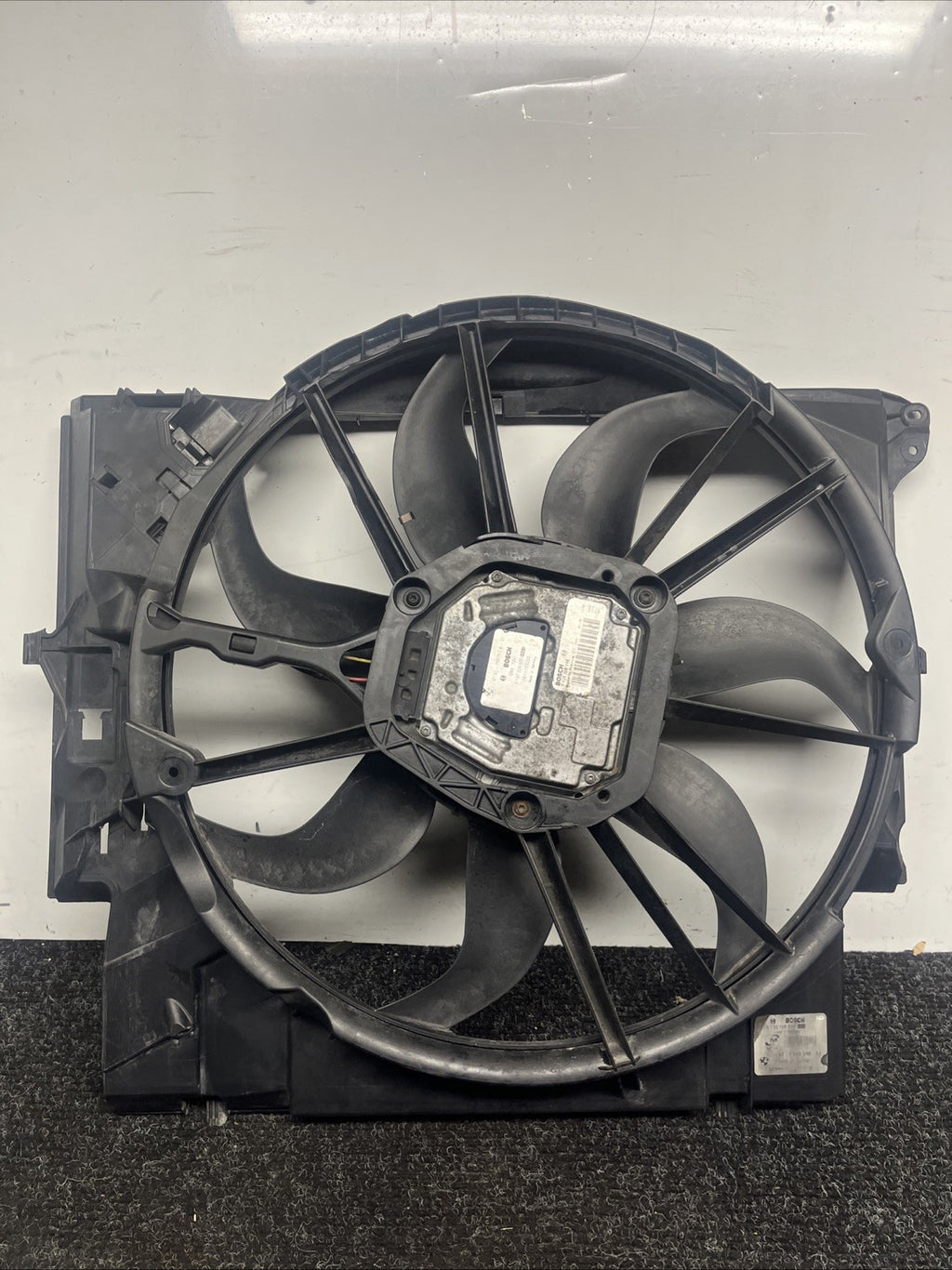 ☑️ 07-13 OEM BMW E88 E90 E92 N54 N55 Engine Radiator Cooling Auxiliary Fan 600W