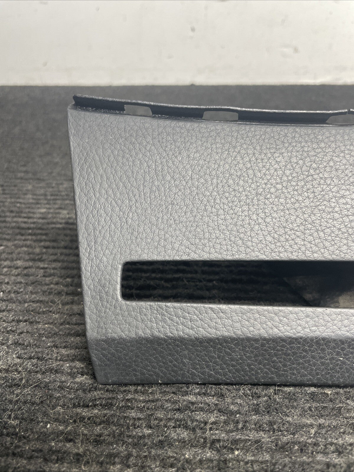 ☑️ 2006-2010 BMW M5 E60 CENTER CONSOLE UNDER PANEL TRIM OEM - 7906380