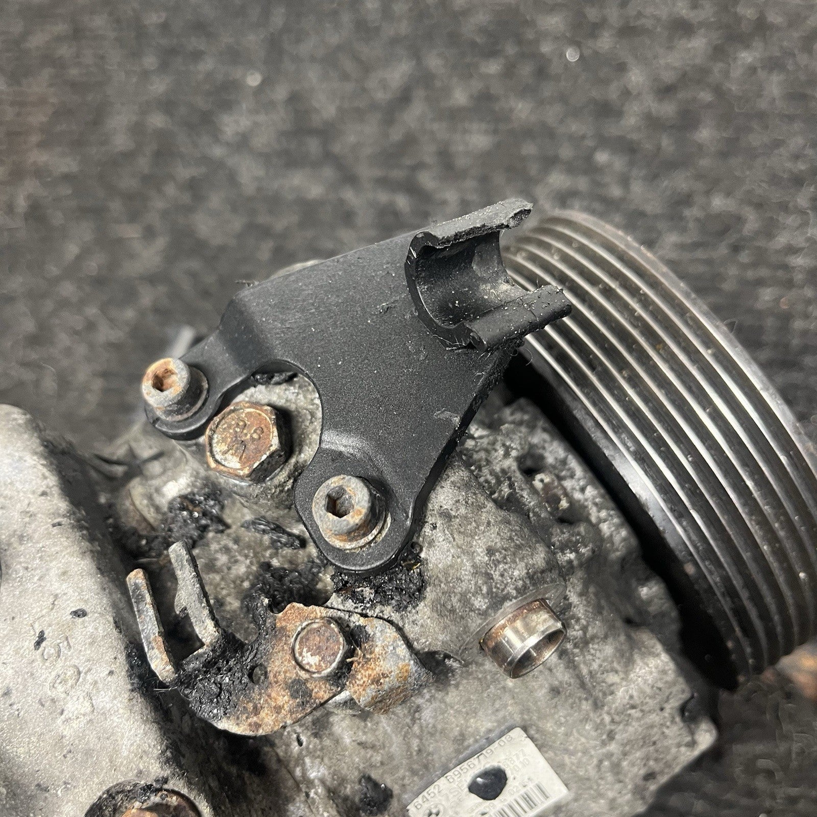☑️ BMW E92 135i 335i N54 N55 ENGINE A/C AC COMPRESSOR AIR CONDITIONING UNIT OEM