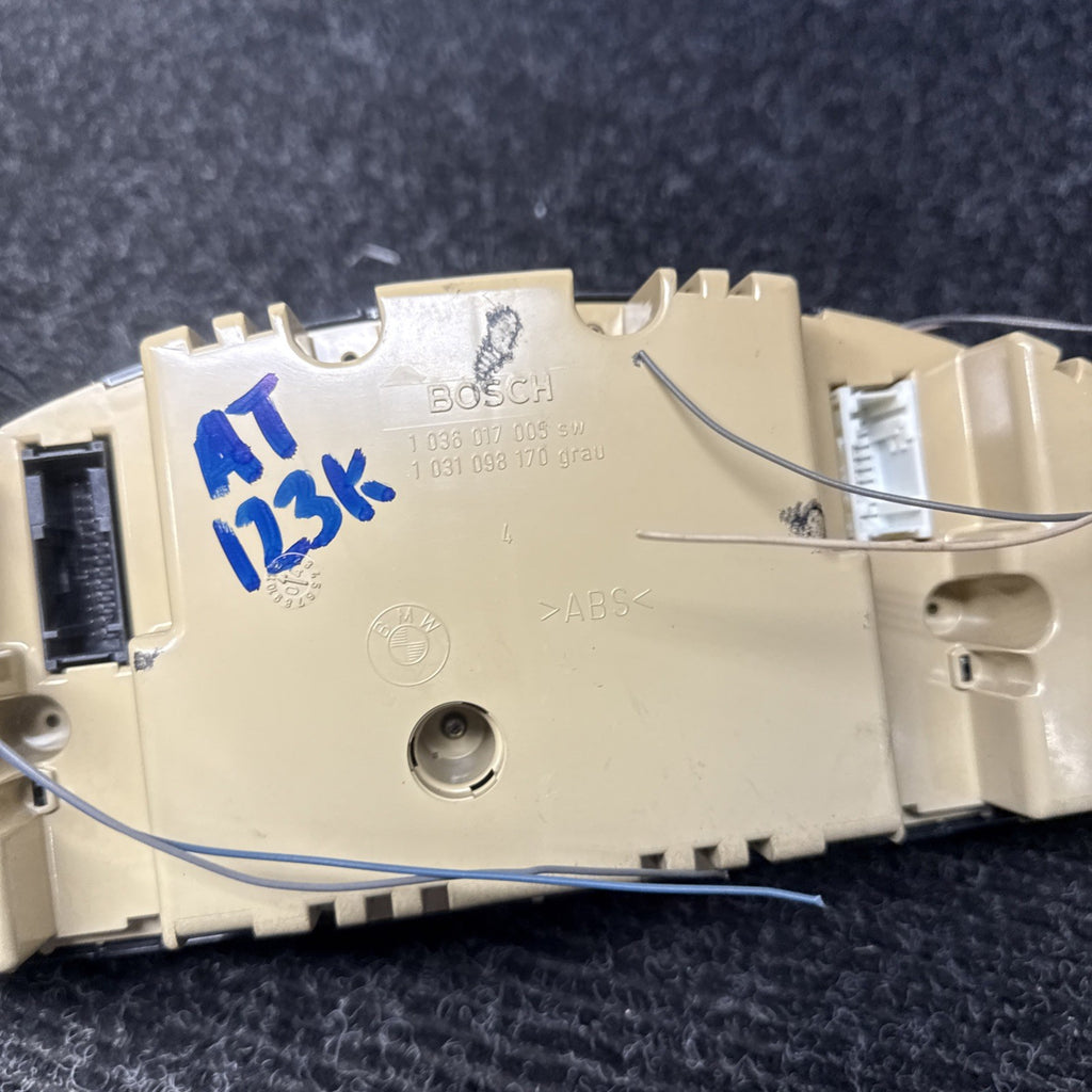 ☑️05-06 BMW E46 330ci ZHP AT 2 DOOR INSTRUMENT CLUSTER SPEEDOMETER OEM 123K NOTE
