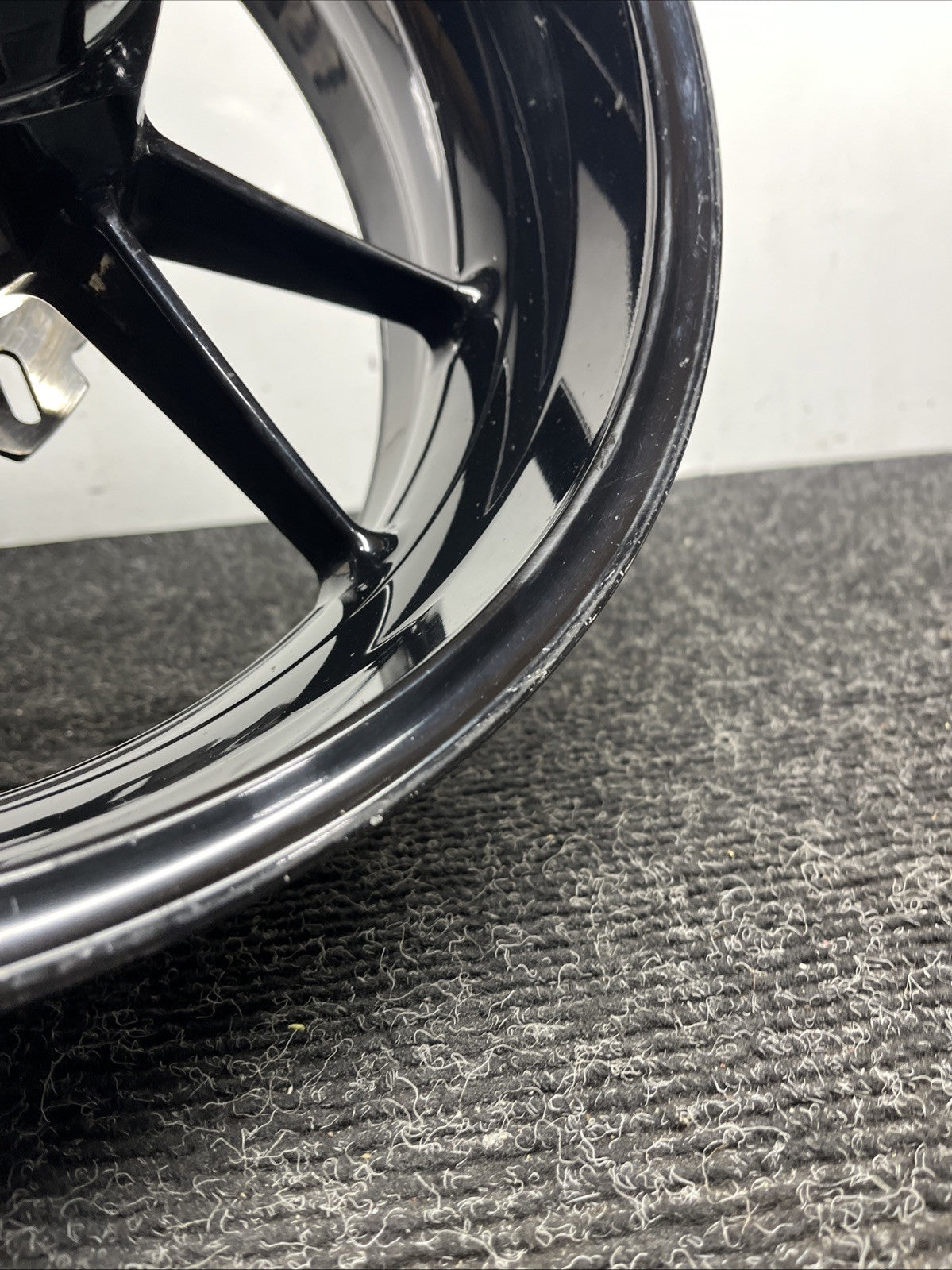 ☑️ OEM GENUINE 2009-2014 BMW S1000RR BLACK REAR WHEEL RIM (53711760)