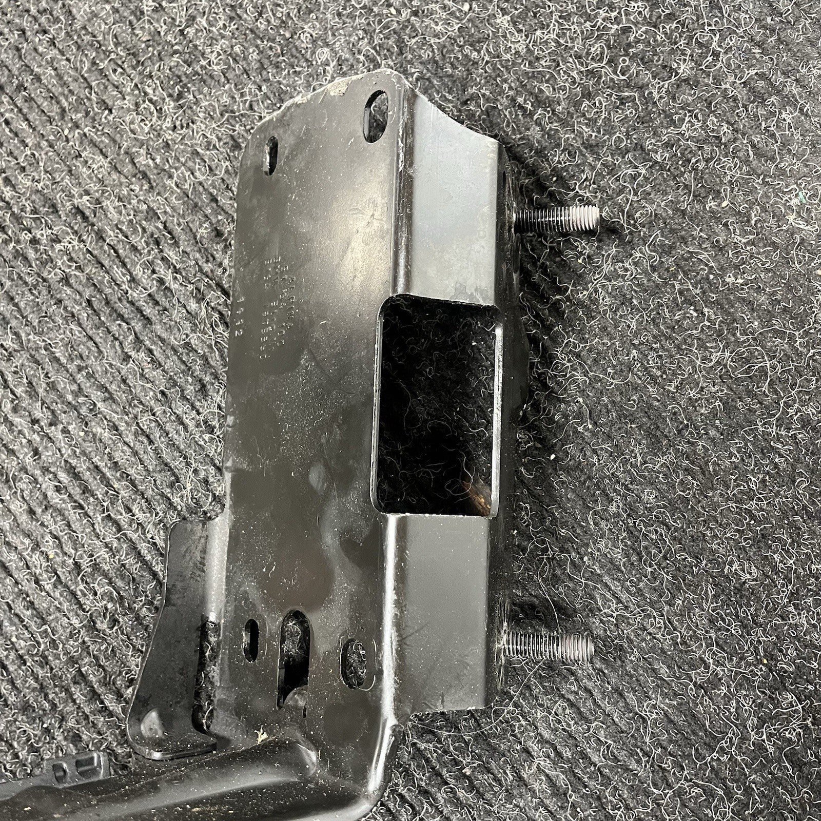 ☑️ 11-13 OEM BMW E92 E93 335is Radiator Support Left Driver Plate Bracket Mount