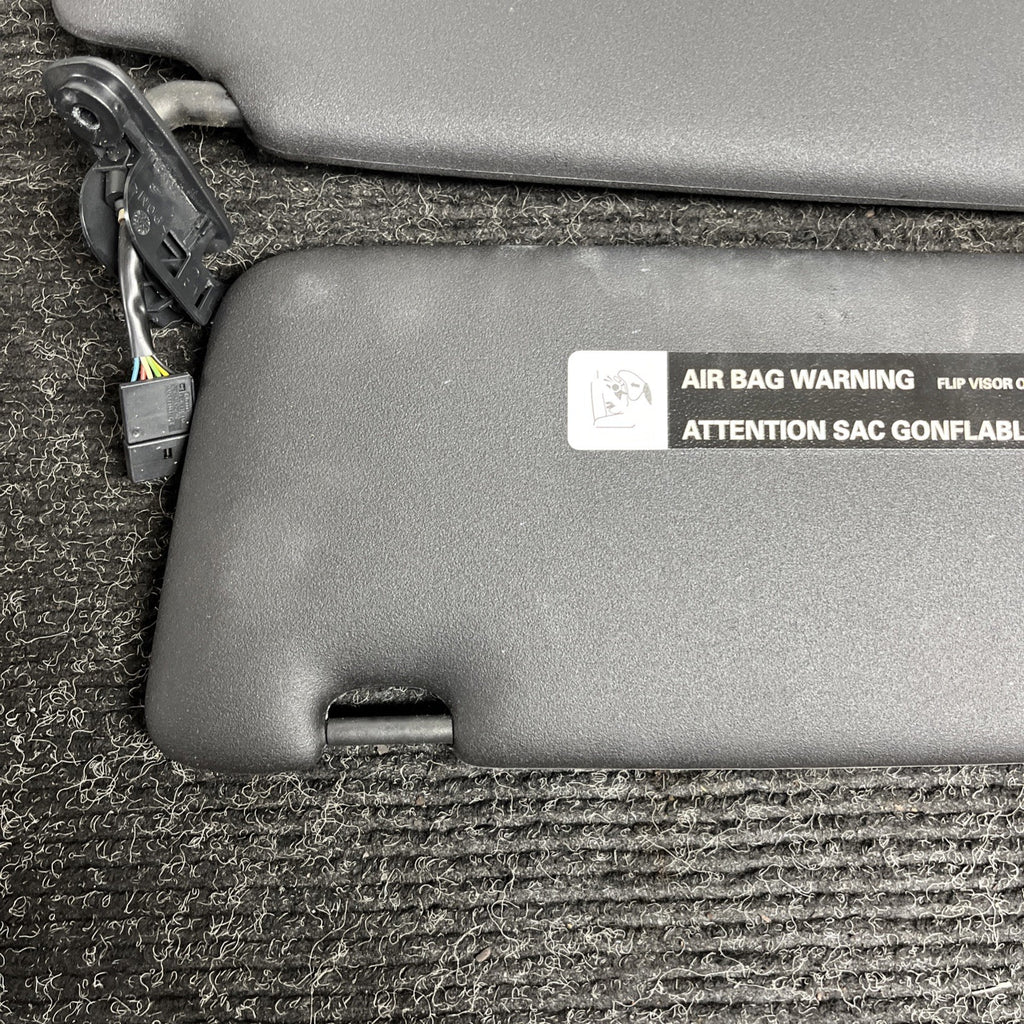 ☑️ 2003-2009 Audi A4 Interior Overhead Left Right Illuminated Sun Visor OEM Set