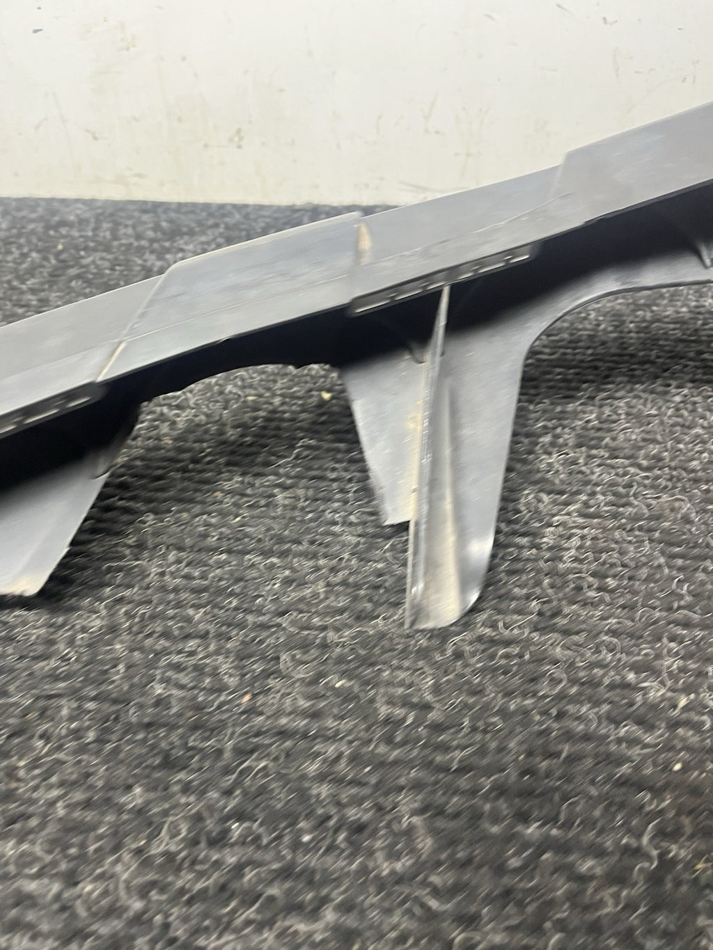 ☑️ 08-13 BMW E90 E92 E93 M3 OEM Drivers Left Headlight Bracket Carrier Mount LH