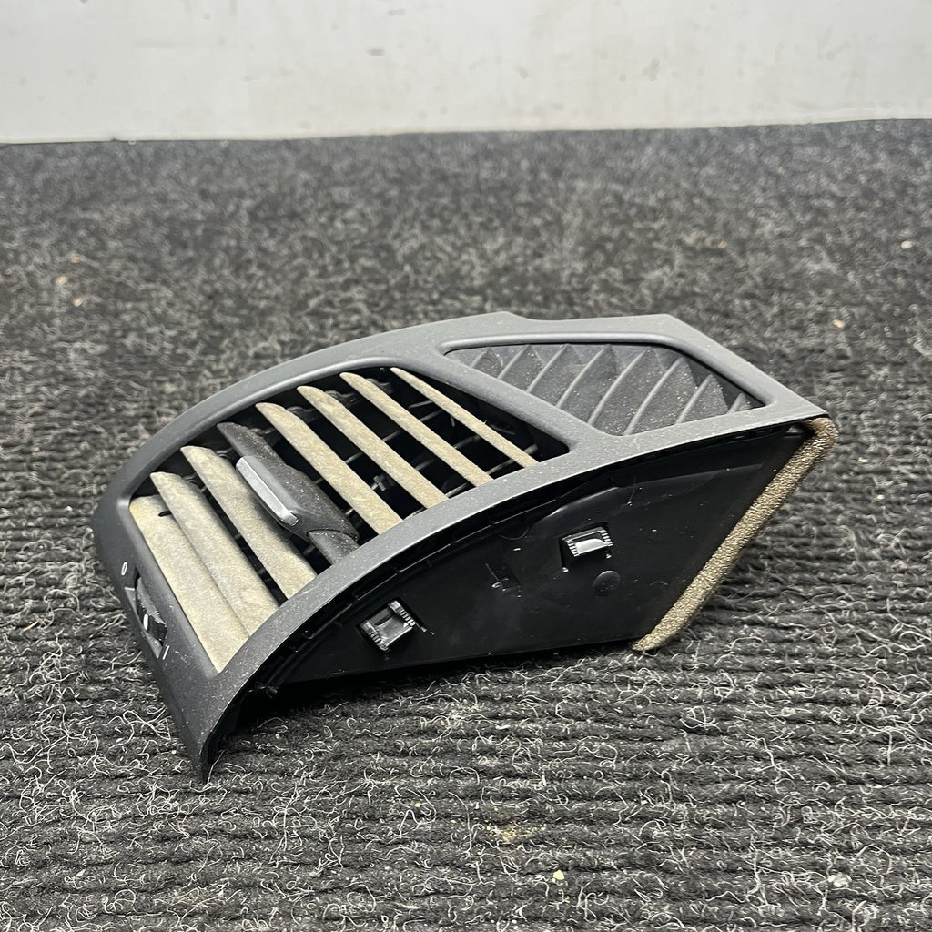 ☑️ 2008-2013 OEM BMW E82 E88 135 128 Coupe Dash Left Driver Side Air Vent Grille