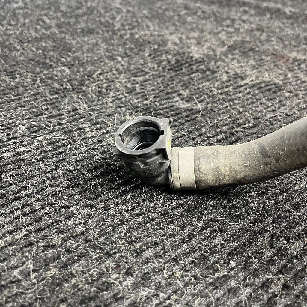 ☑️ 2017-2020 BMW 430I F36 ENGINE RADIATOR LOWER COOLANT HOSE OEM 17128634285