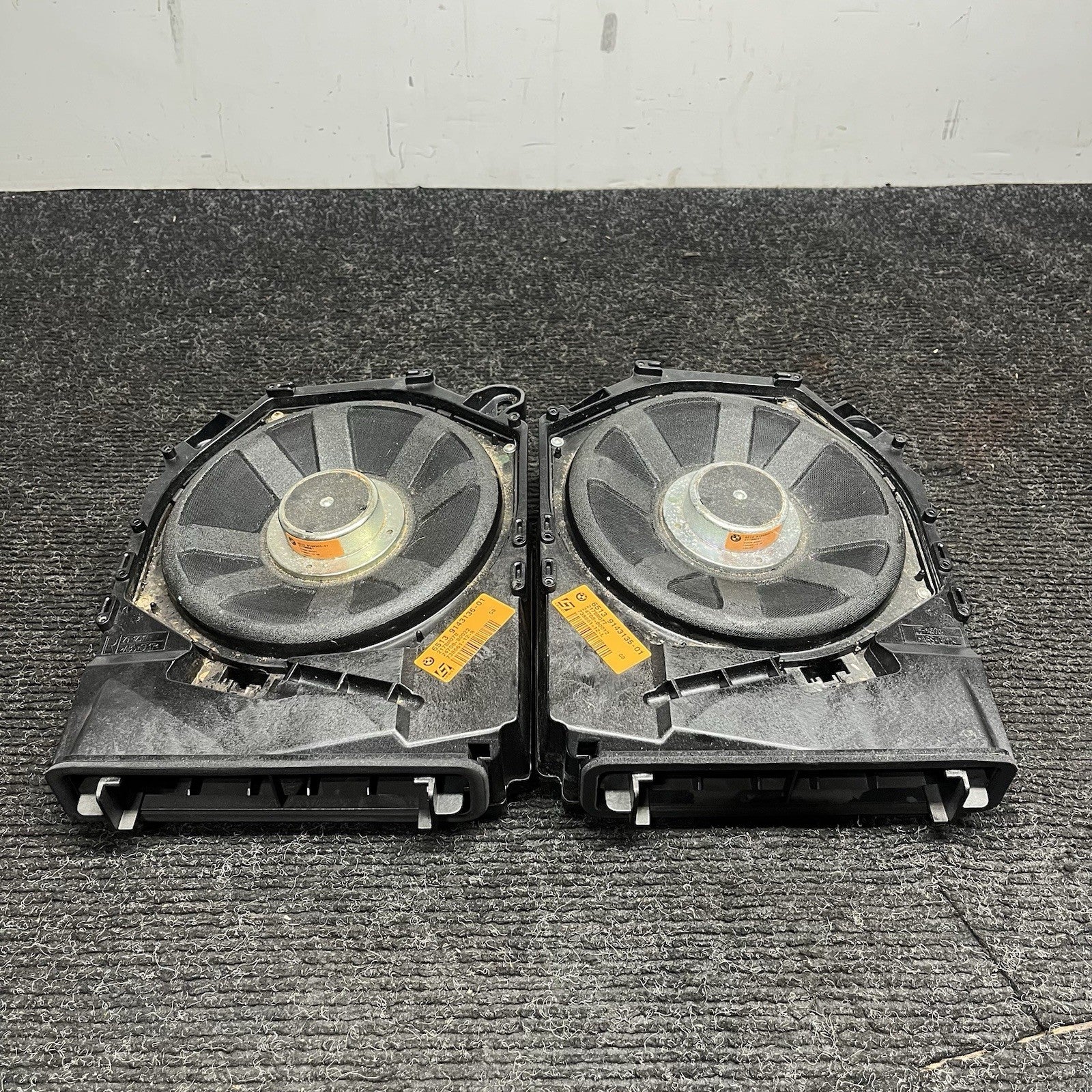 ☑️ OEM BMW E88 E92 E93 Bass Speakers Sub Subwoofer Logic 7 Harman Kardon DSP L7