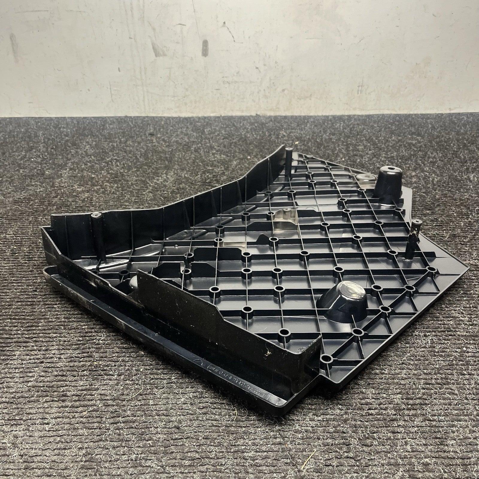 ☑️ 1992-1999 BMW M3 E36 Rear Trunk Driver LH Left Trim Panel 8119231 OEM