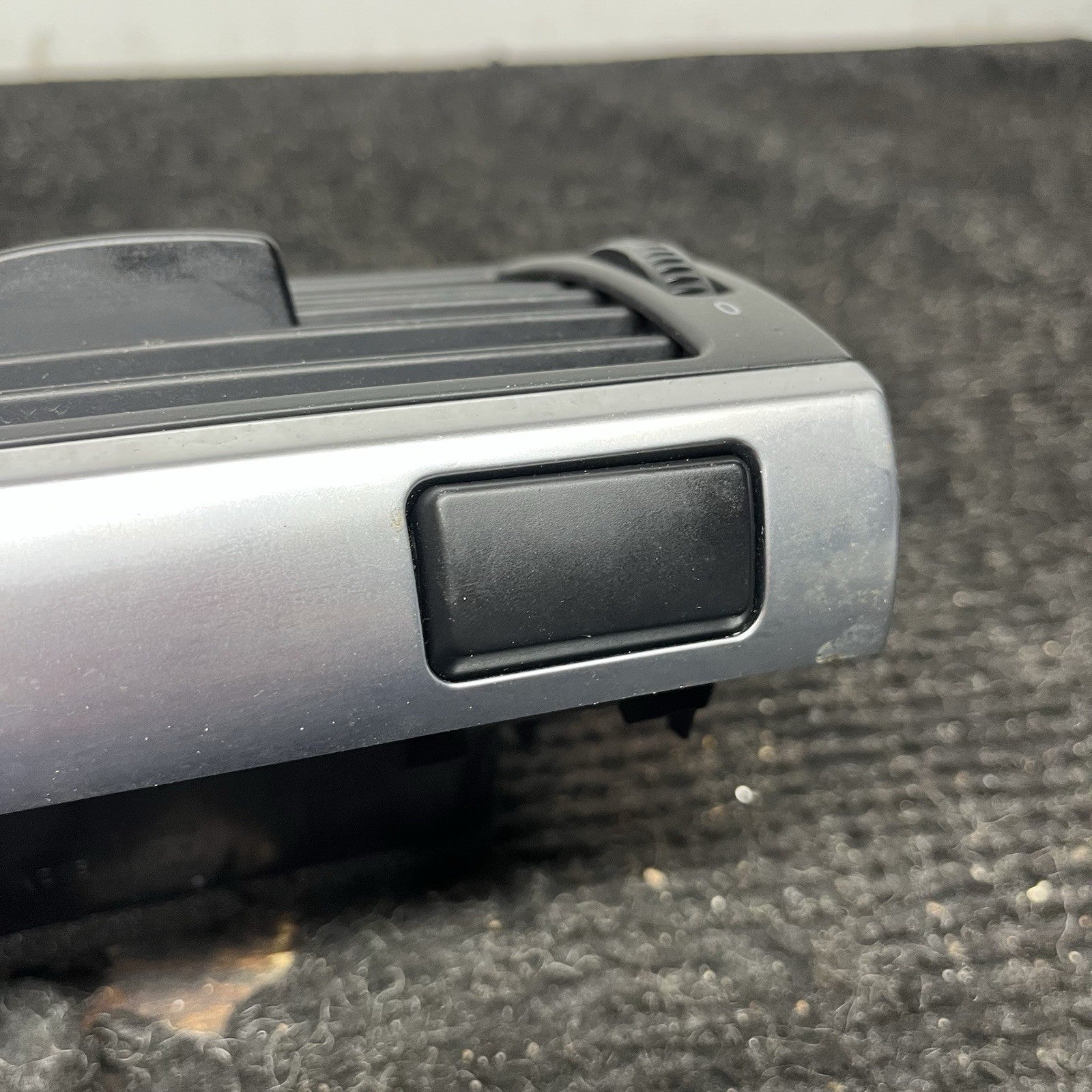 ☑️ 07-14 BMW X5 E71 X6 E70 Dash Center Hvac AC Heater Vent Duct Hazard Lock OEM