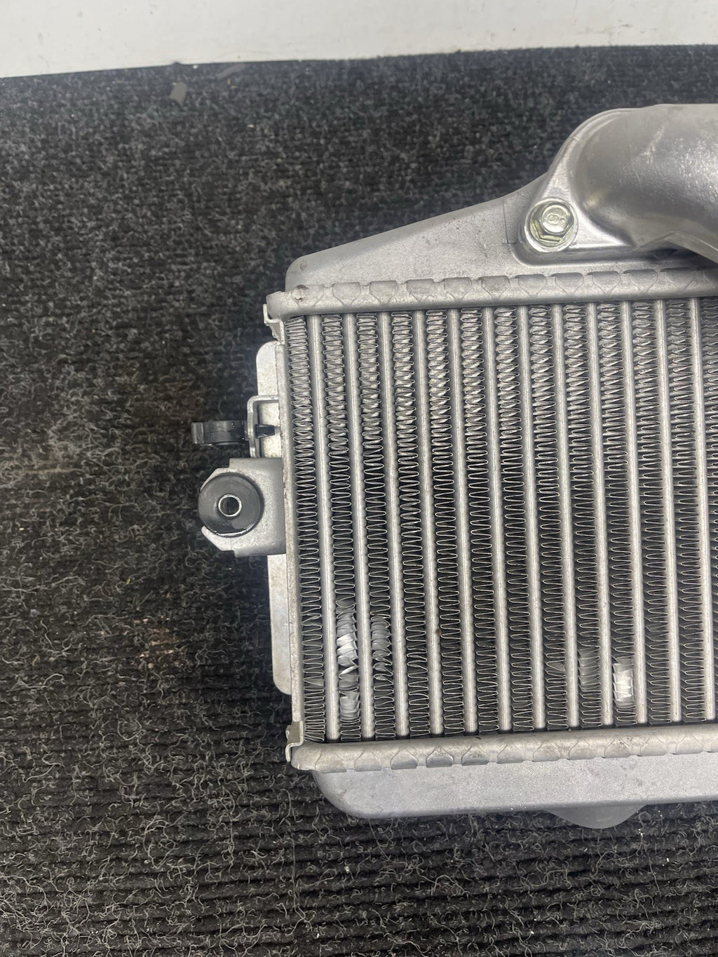 ☑️ 15-21 Subaru WRX STI Front Upper Top Mount Turbocharger Intercooler OEM