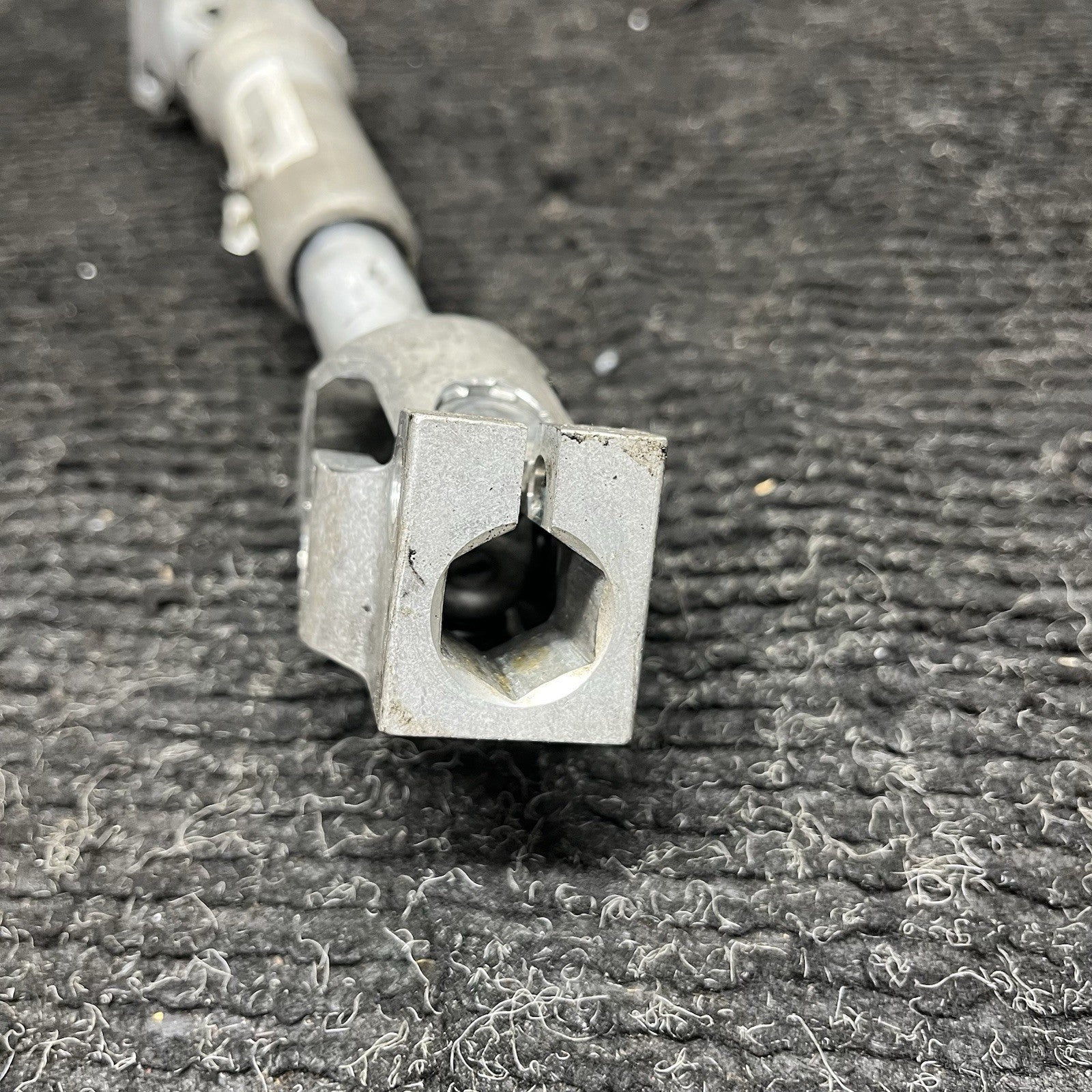 ☑️ OEM BMW E70 E71 F15 F16 F85 F86 X5 X6 Lower Steering Column Shaft Joint RWD