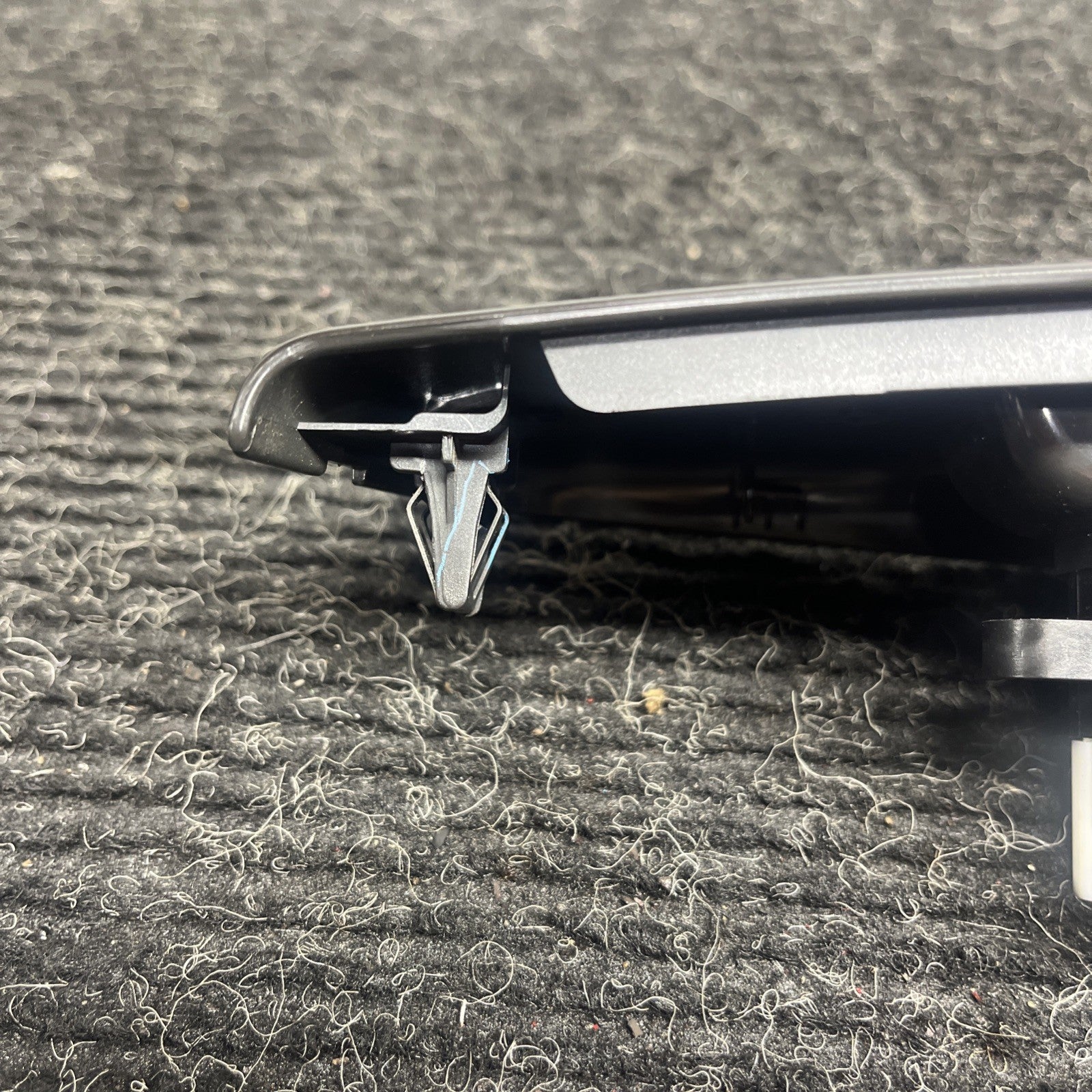 ☑️ 2011-2014 SUBARU WRX STI REAR LH DRIVER WINDOW SWITCH TRIM. P/N 94266FG510