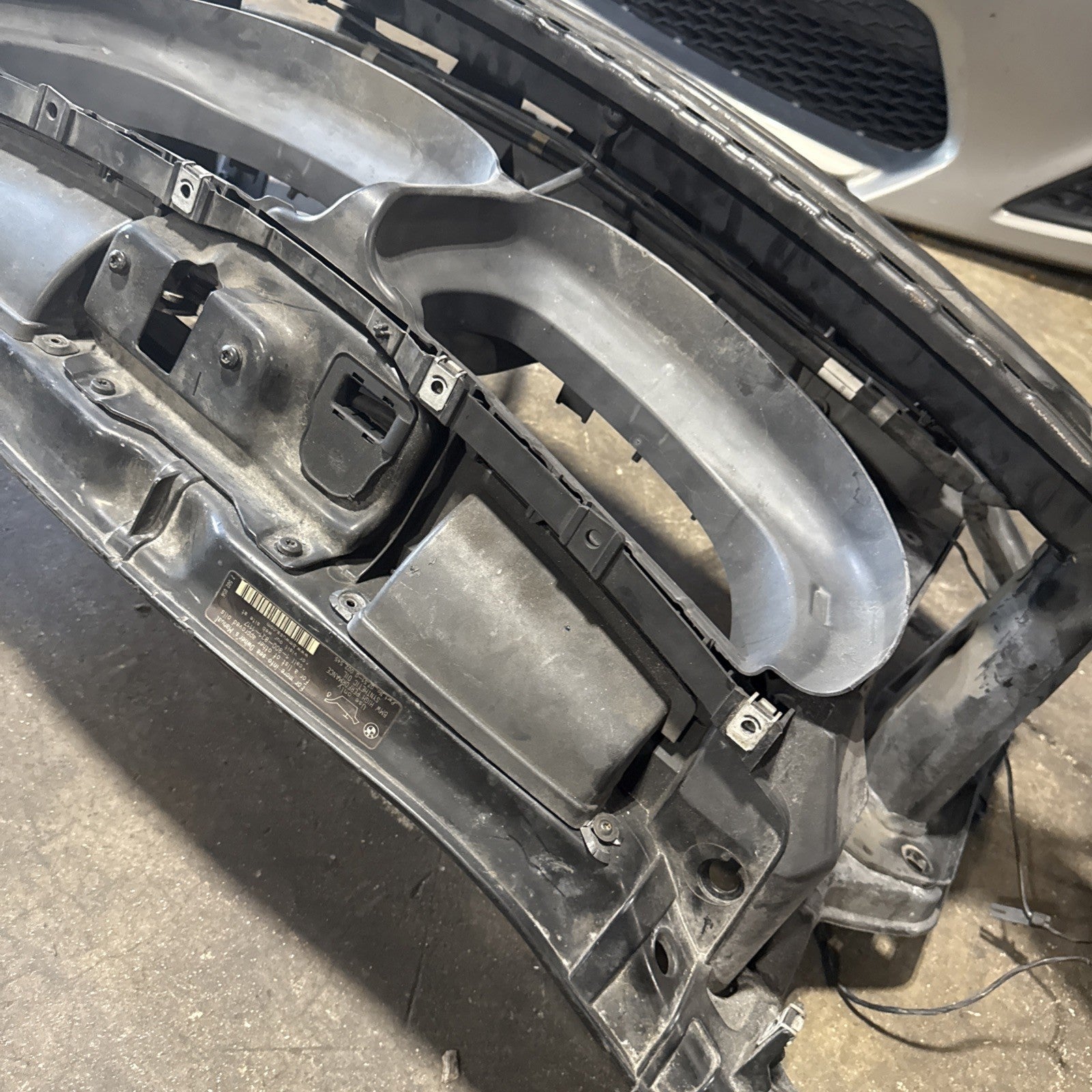 ☑️ Front Core Radiator Support OEM BMW E82 E88 135i 128i W/ REINFORCEMENT BAR