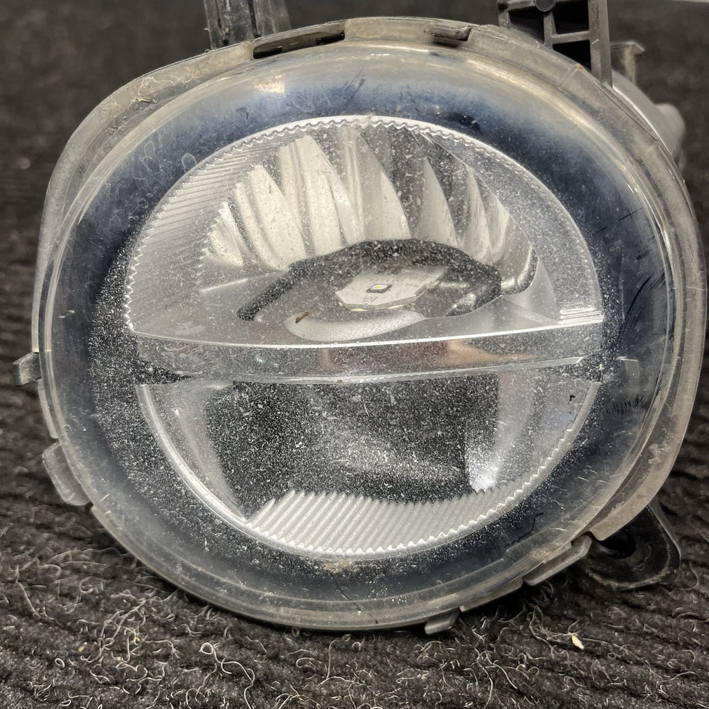 ☑️ 2016-2018 BMW F30 3-Series Front Right Side Bumper Fog Light Lamp 7315560 OEM