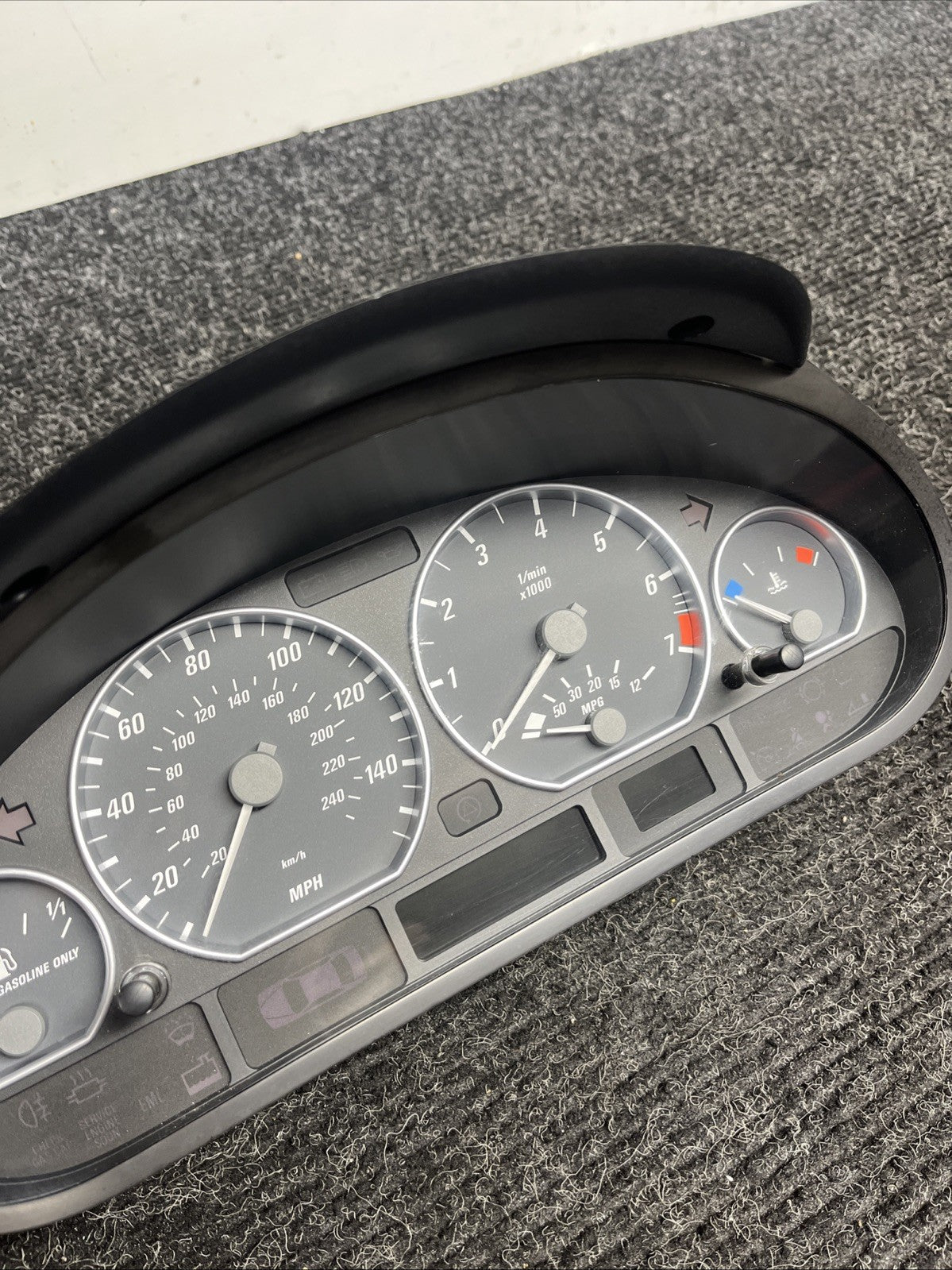 ☑️05-06 BMW E46 330ci ZHP A/T 2 DOOR INSTRUMENT CLUSTER SPEEDOMETER OEM 129K