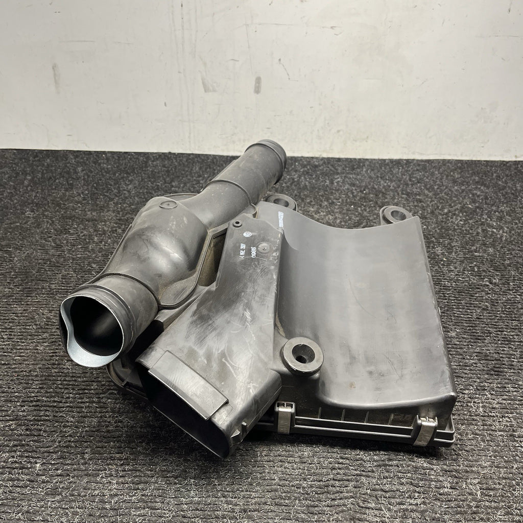 ☑️ 07-13 OEM BMW E82 E88 E90 E92 E93 335 N54 AirBox Air Box Filter Housing