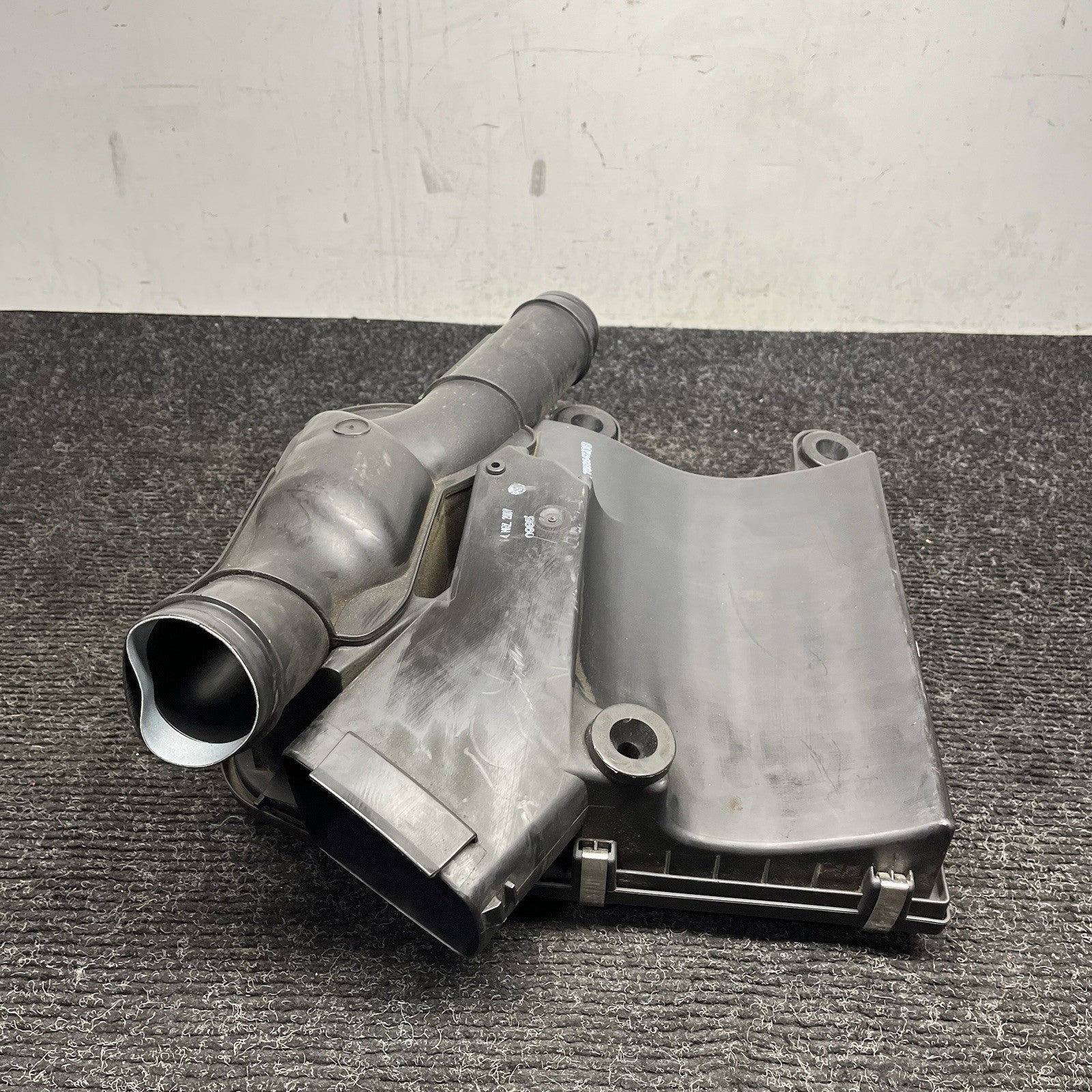 ☑️ 07-13 OEM BMW E82 E88 E90 E92 E93 335 N54 AirBox Air Box Filter Housing