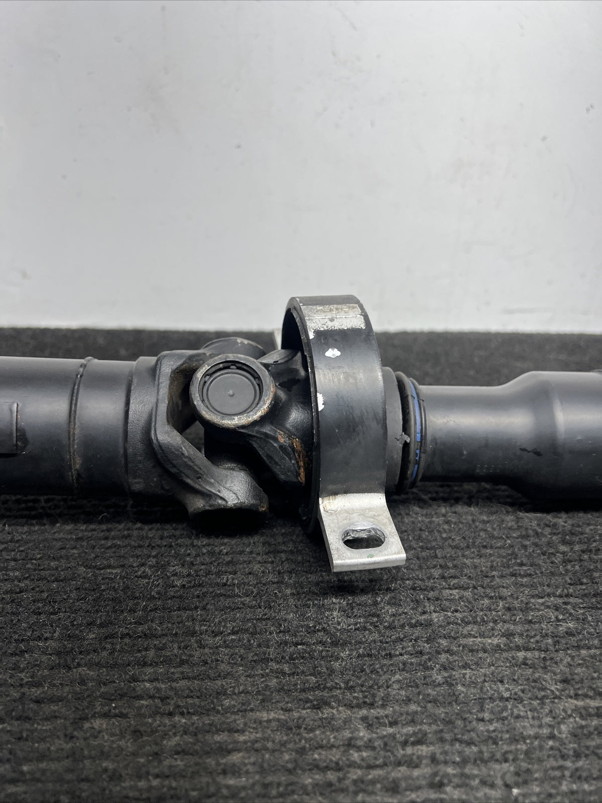 ☑️ 11-13 BMW F10 535i DRIVESHAFT MANUAL RWD N55 Miles DRIVE SHAFT 7563134