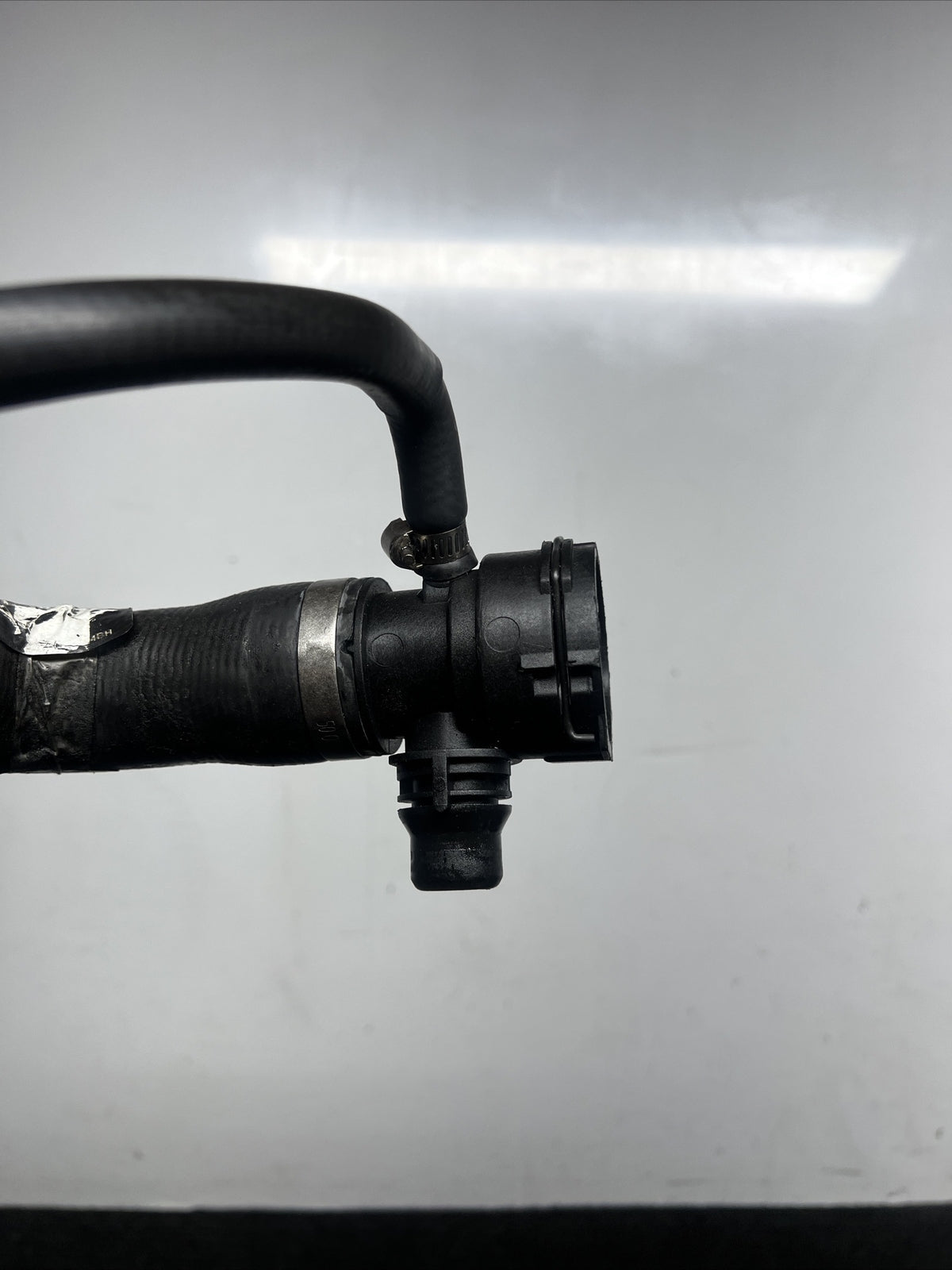☑️ BMW 2006-2013 E90 E92 E82 UPPER RADIATOR COOLANT HOSE COOLING LINE OEM