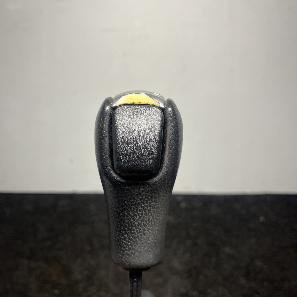 ☑️ 06-13 BMW E92 E90 GEAR SHIFTER TRIM BEZEL AUTO W/CLEAN SHIFT KNOB OEM