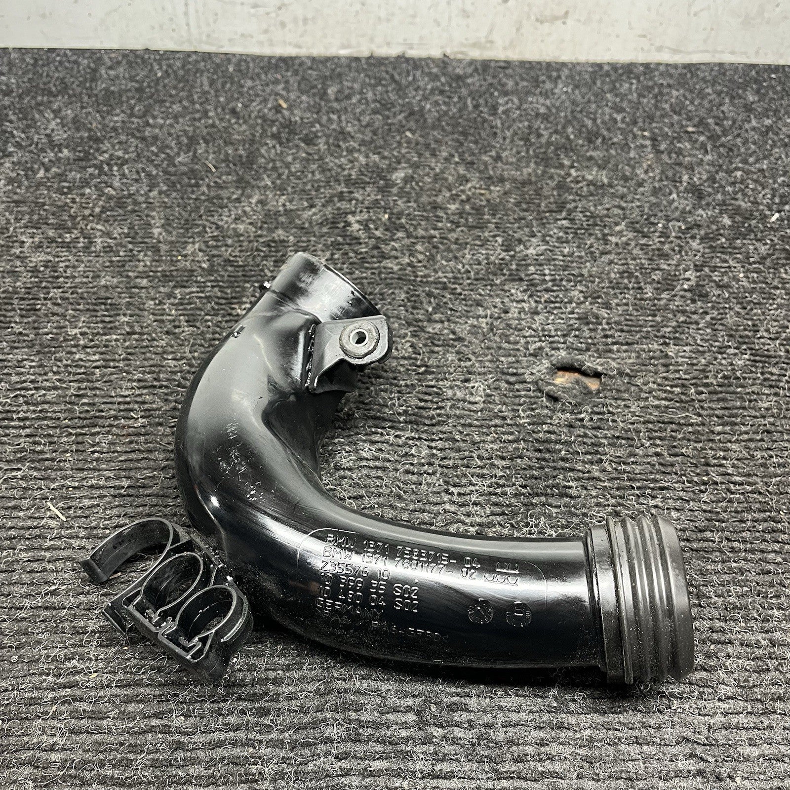 ☑️2011-17 BMW F25 X3 xDrive35i 3.0L N55 Air Intake Duct Tube Pipe 7583715-04 OEM