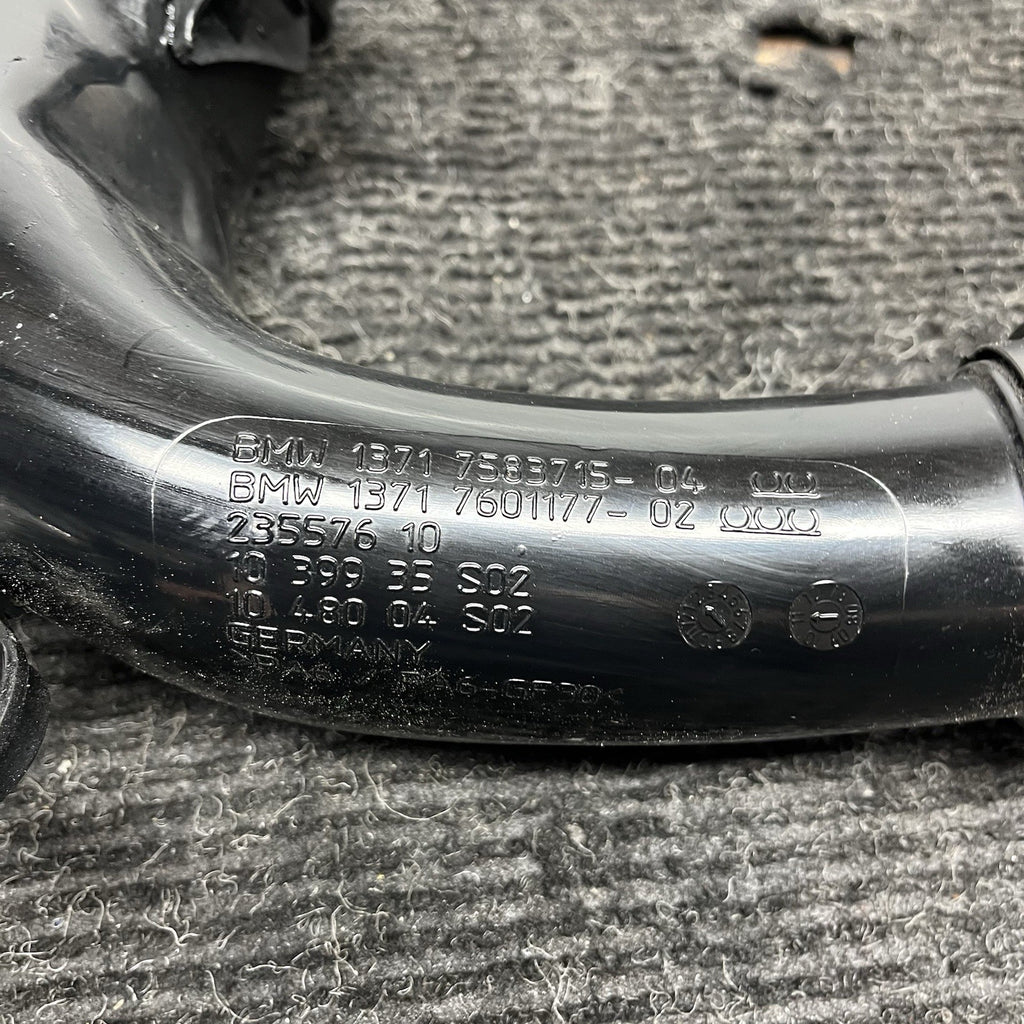 ☑️2011-17 BMW F25 X3 xDrive35i 3.0L N55 Air Intake Duct Tube Pipe 7583715-04 OEM