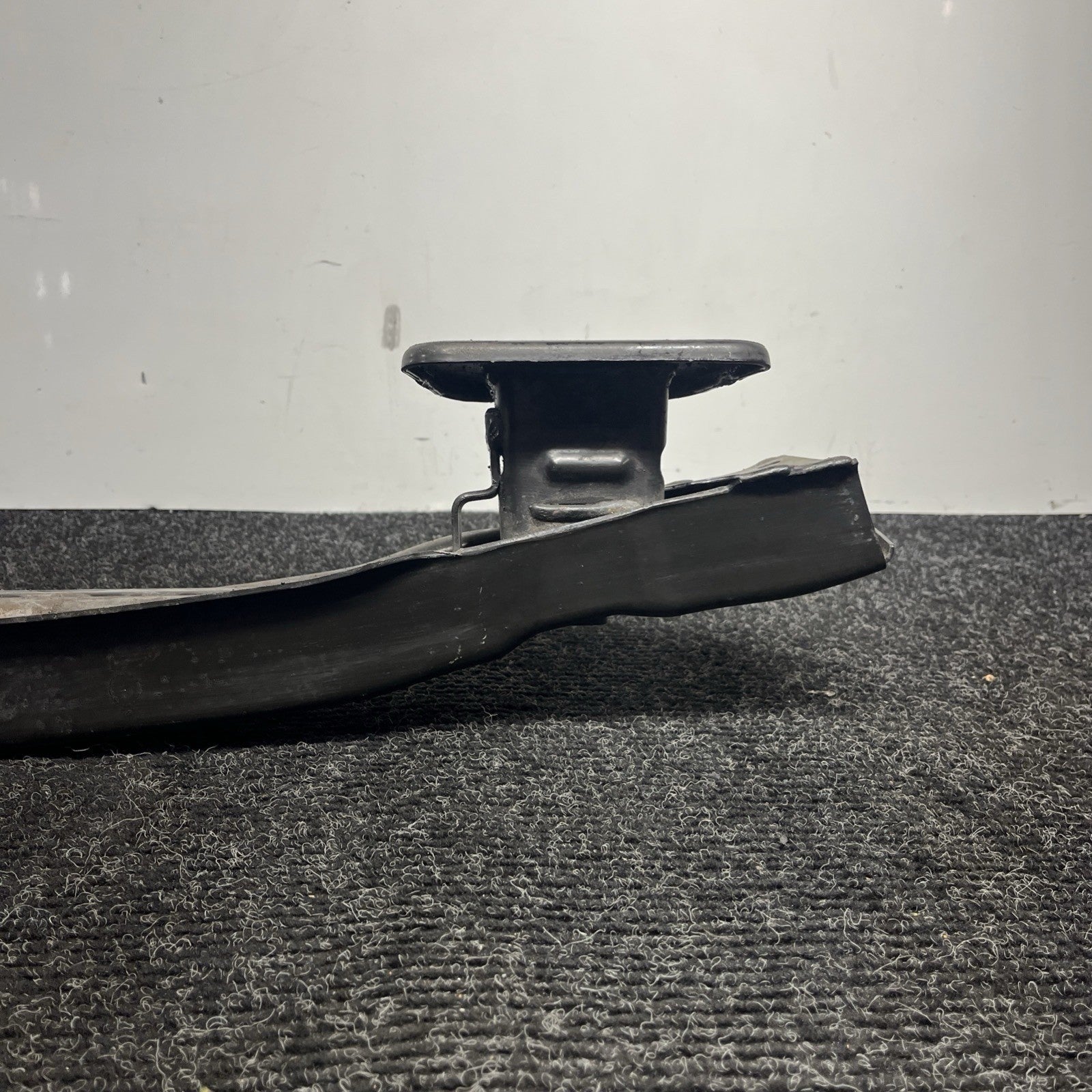 ☑️ BMW REAR BUMPER REINFORCEMENT IMPACT BAR E88 E82 1 SERIES 08-13