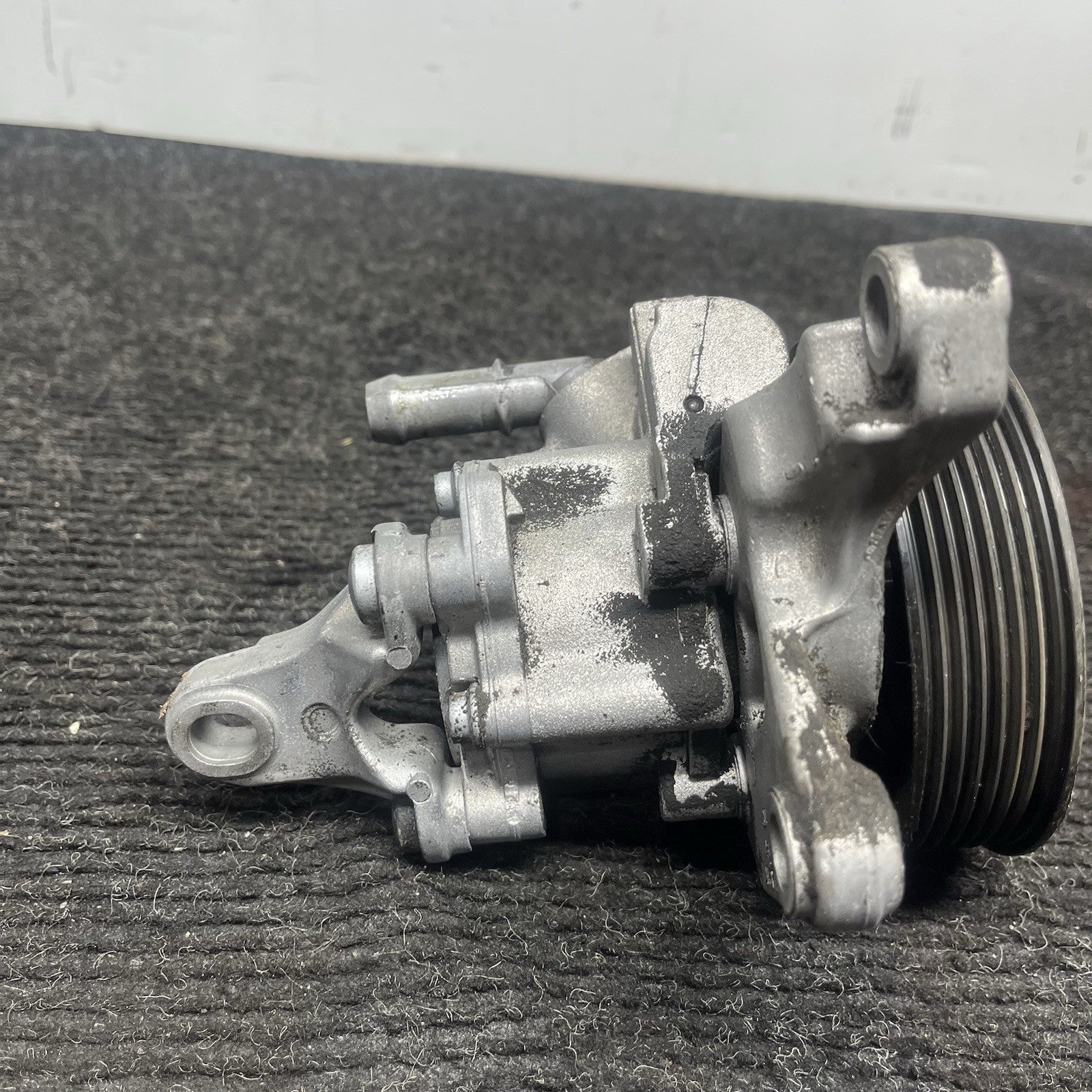 ☑️ 07-10 BMW E82 E88 E90 E92 E93 135i 335i N54 Hydraulic Power Steering Pump OEM