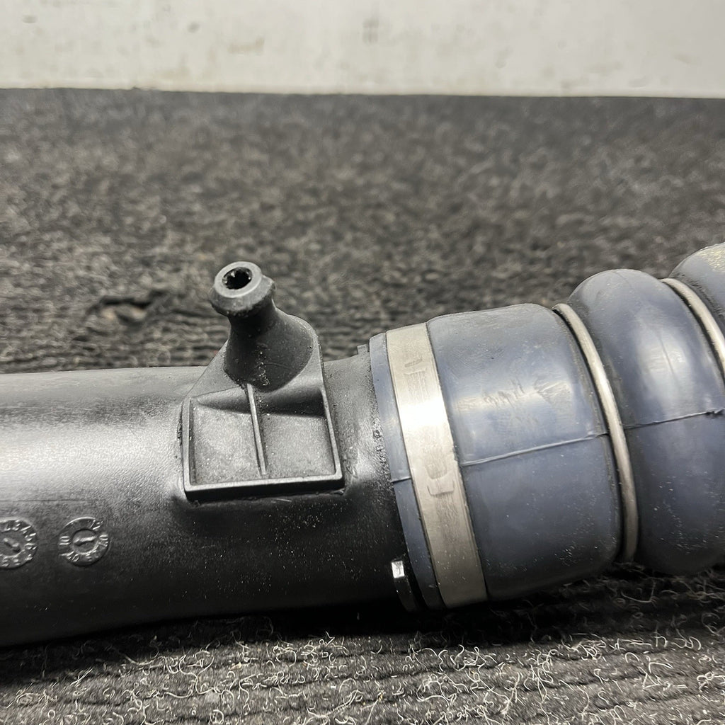 ☑️ 2009-2016 BMW 535XI F10 3.0L N55 ENGINE AIR MASS FLOW INTAKE HOSE PIPE OEM