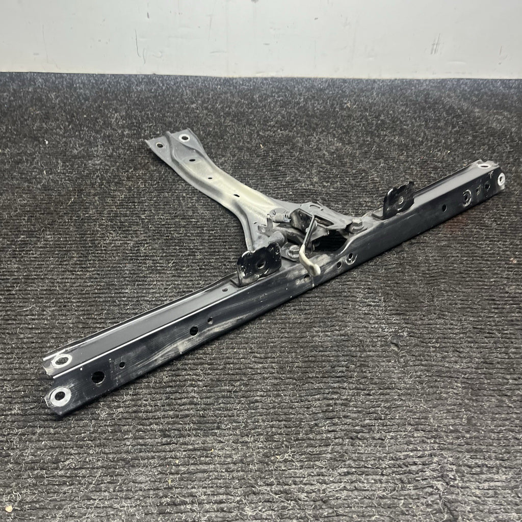 ☑️ 2015-18 SUBARU WRX RADIATOR CORE UPPER CENTER TIE BAR LOCK SUPPORT OEM Black