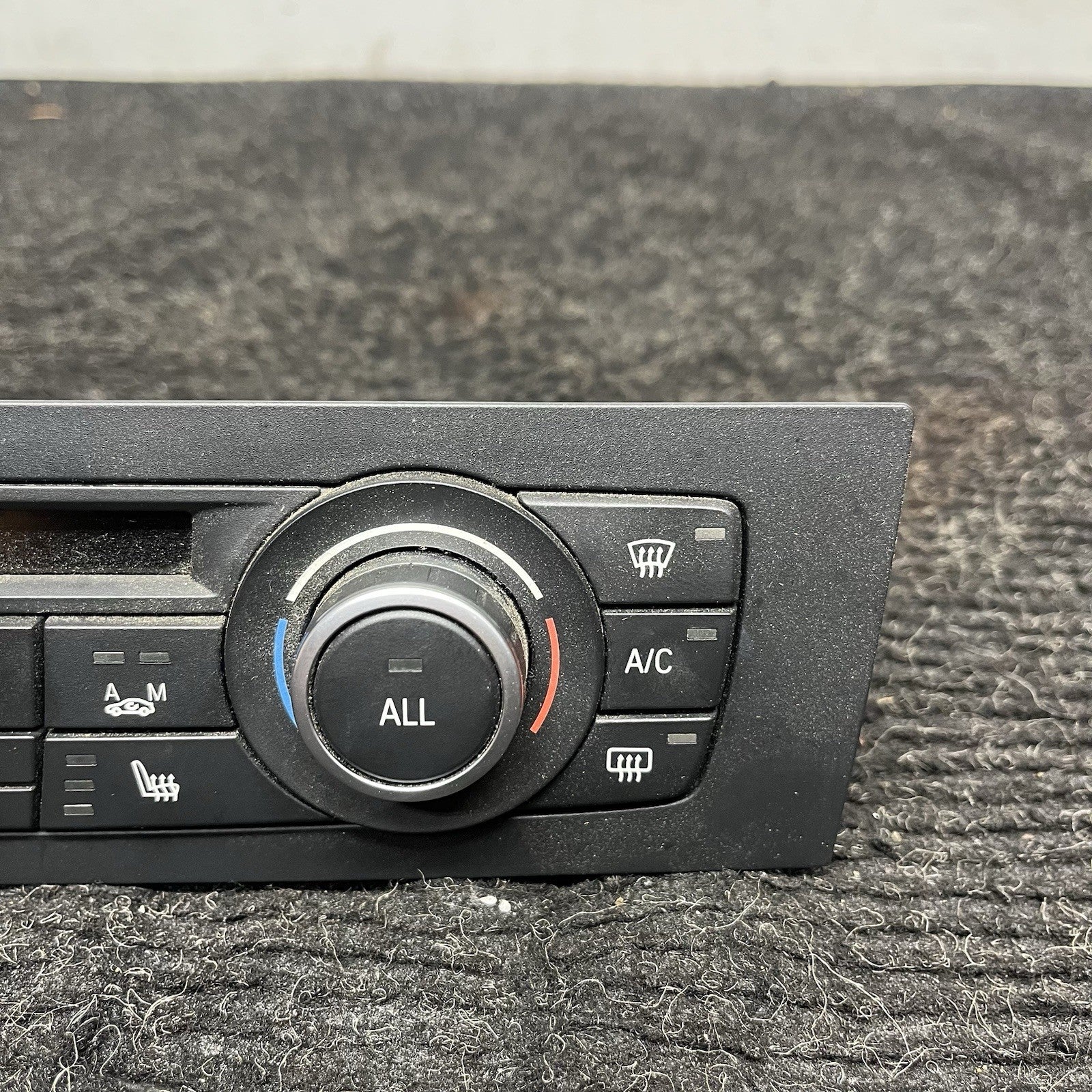 ☑️ BMW E88 E82 E90 E92 135i 335d Air Conditioning AC Climate Control Switch OEM