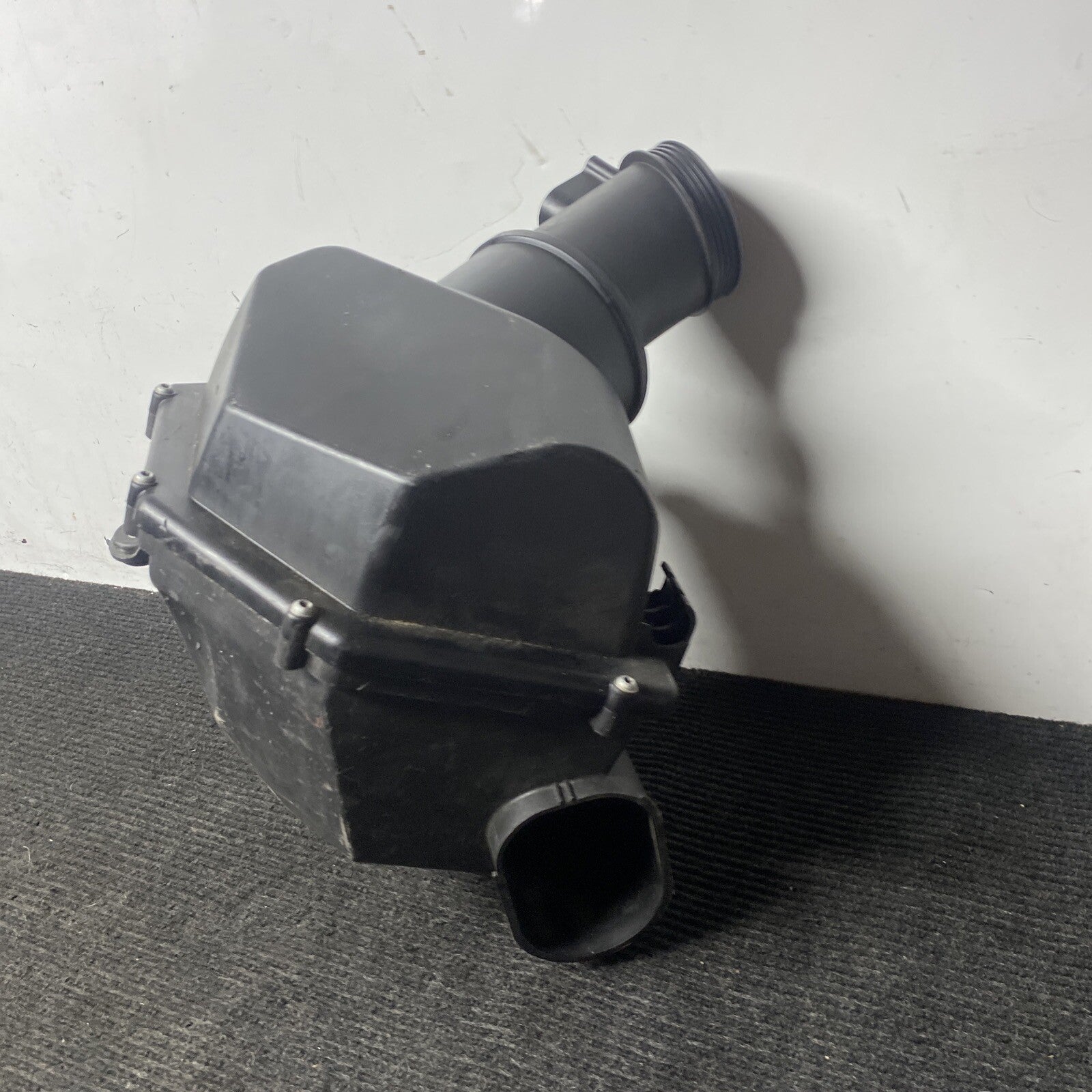 ☑️ OEM BMW M6 F06 F12 F13 M5 F10 S63 Right Side Airbox Air Filter Cleaner Intake