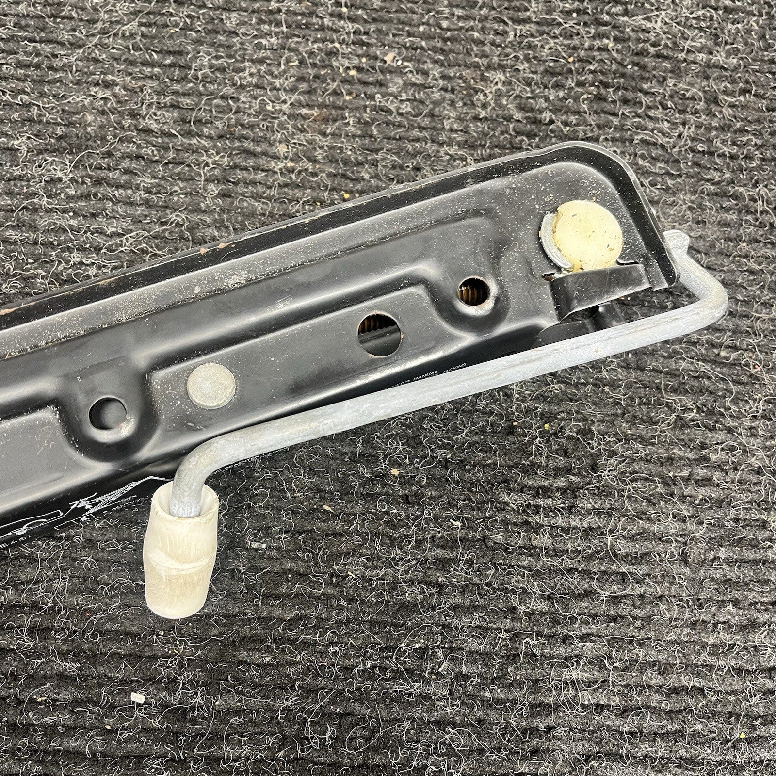 ☑️ BMW E46 3-Series Factory Spare Tire Changing Jack Lifting Tool 1999-2006 OEM