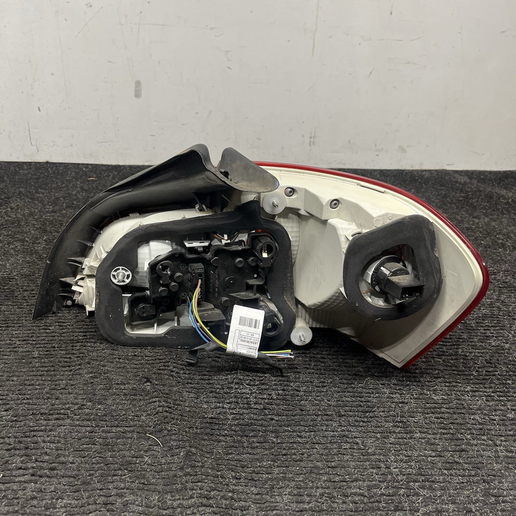 ☑️ 2011-2013 BMW 1-Series E82 E88 135i LCI Left Driver Side LED Tail Light OEM