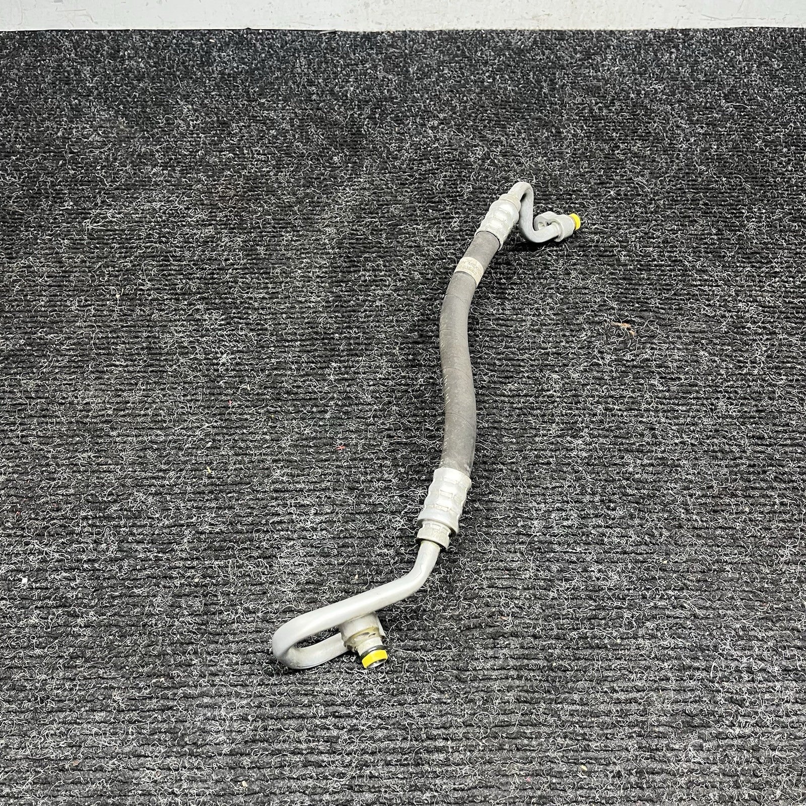 ☑️ 2003-2008 BMW Z4 AC COMPRESSOR PRESSURE HOSE LINE OEM 6909235