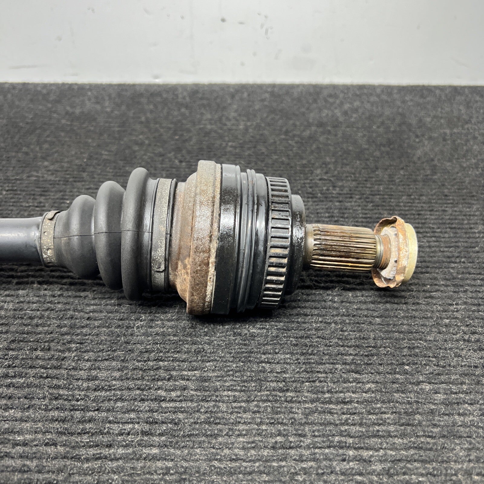 ☑️ 1997-02 BMW Z3 OEM Rear Right Hand Pass Side Axle GOOD SHAPE W/HARDWARE