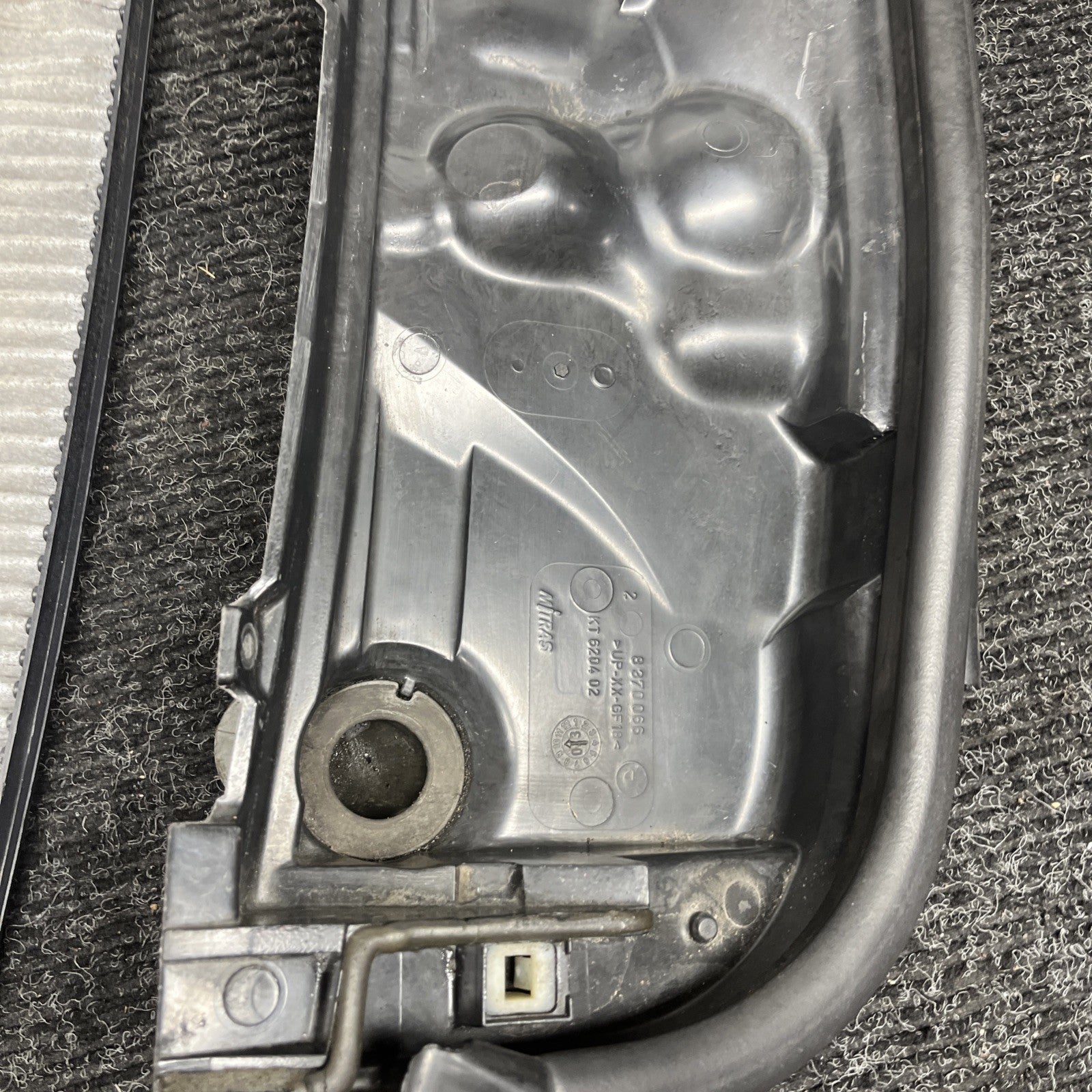 ☑️ 1999-2006 BMW E46 3 SERIES LOWER AIR MICROFILTER COWL COMPLETE SET OEM