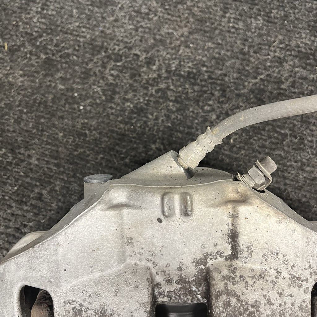 ☑️ 06-11 E90 E91 E92 E93 E84 335 Z4 BMW 335i Front Brake Caliper Set OEM