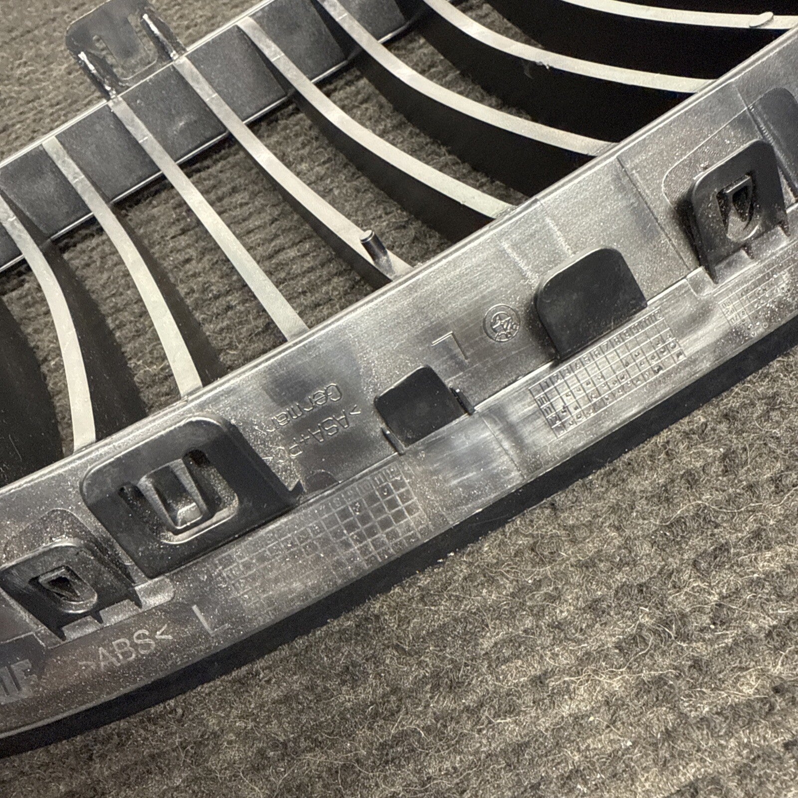 ☑️ 07-10 BMW E92 E93 328I 335I SET FRONT BUMPER LEFT & RIGHT KIDNEY GRILLE OEM