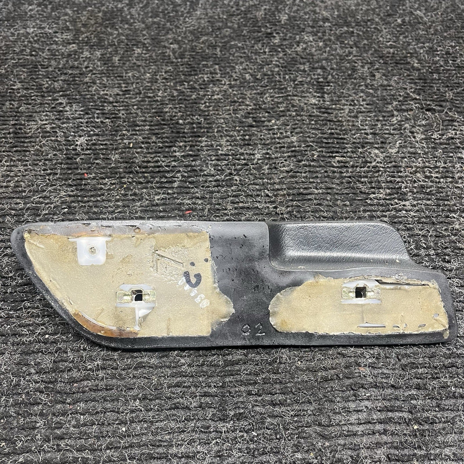☑️ Original BMW E30 Touring Limousine Armrest Black 1906218 316 318 320 323 325