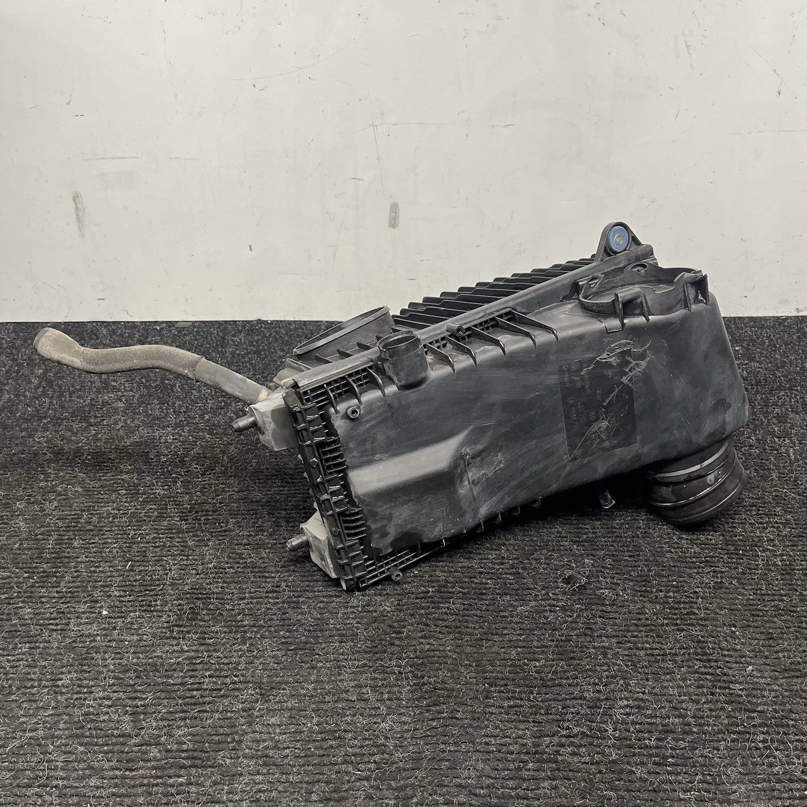 ☑️ 2011-2015 AUDI Q7 3.0 GAS ENGINE AIR INTAKE CLEANER FILTER BOX ASSEMBLY OEM