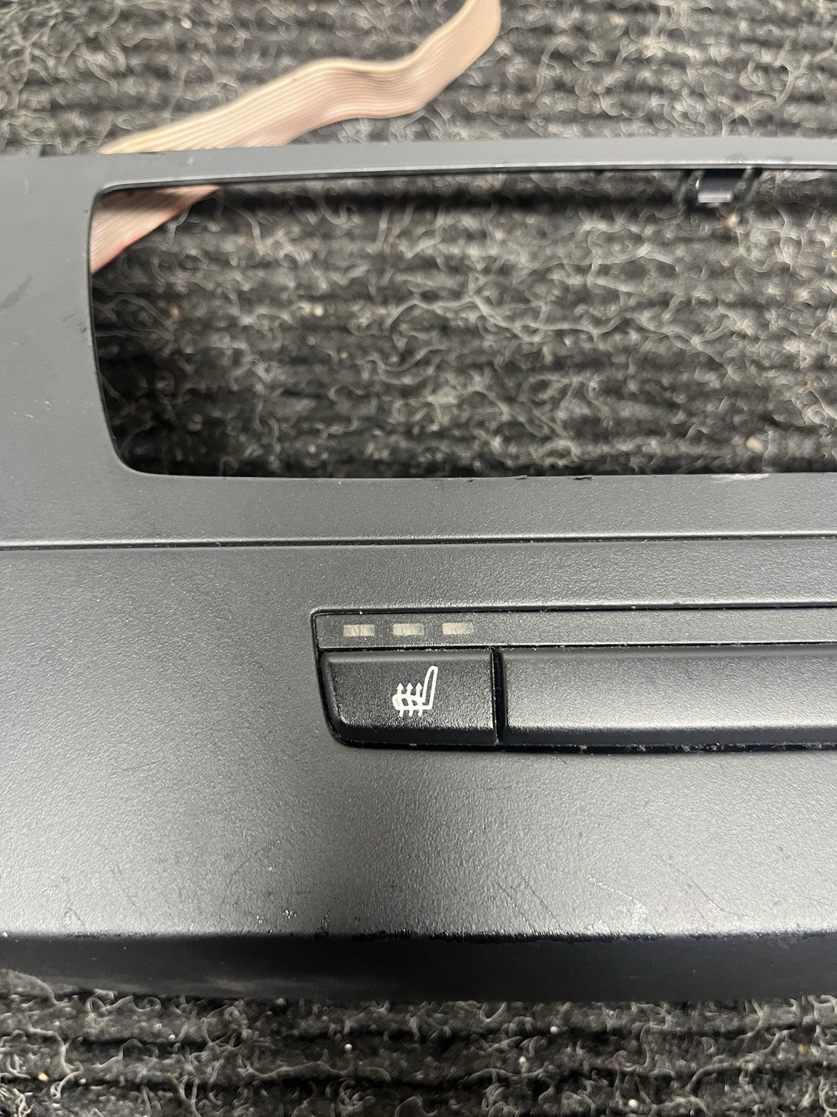 ☑️ BMW 2006-2012 E90 TRIM FOR CLIMATE CONTROL+HEATED SEATS PANEL OEM 9120979