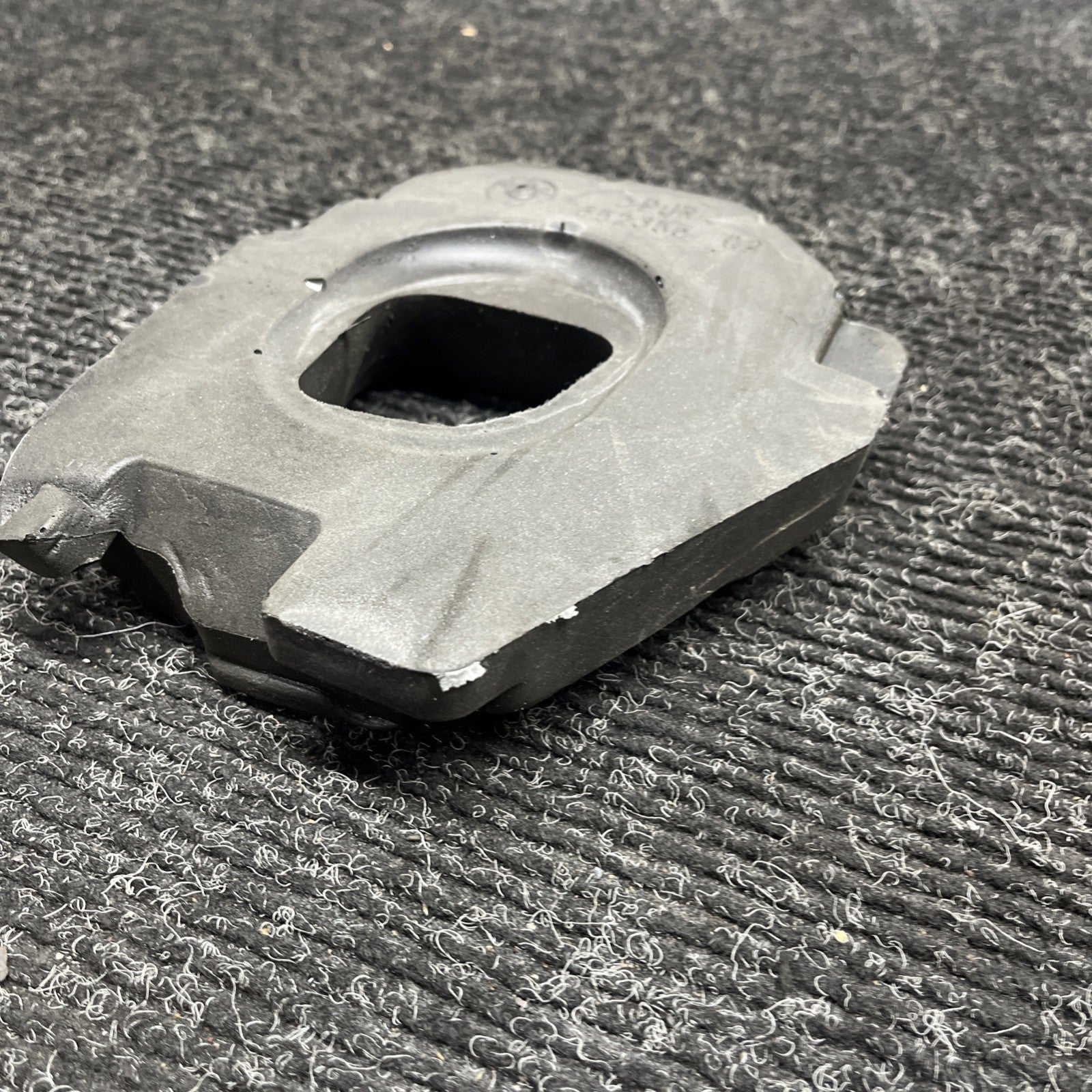☑️ 07-13 BMW E82 E89 135 128 N54 N55 MT Shifter Insert Foam Cover OEM