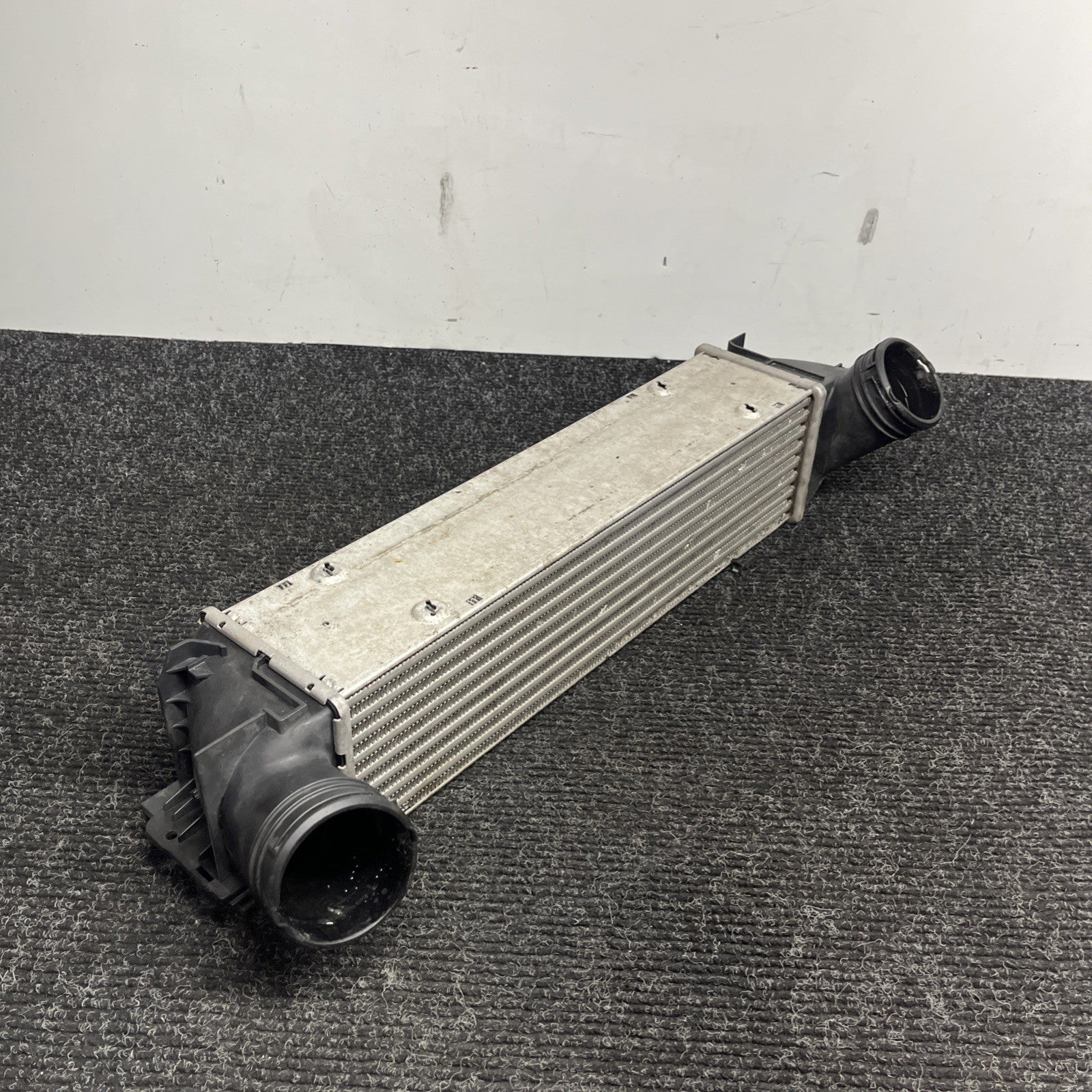 ☑️ OEM BMW E82 E90 E92 E93 335 Intercooler N54 N55 Engine Turbo Charger Cooler
