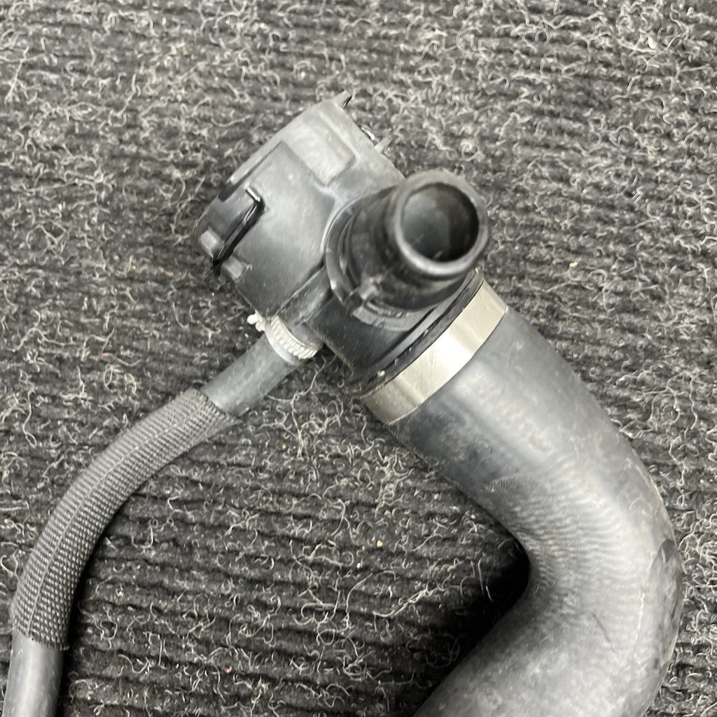 ☑️ BMW E88 E90 E92 135 335 N54 Upper Engine Radiator Coolant Hose Pipe Line OEM