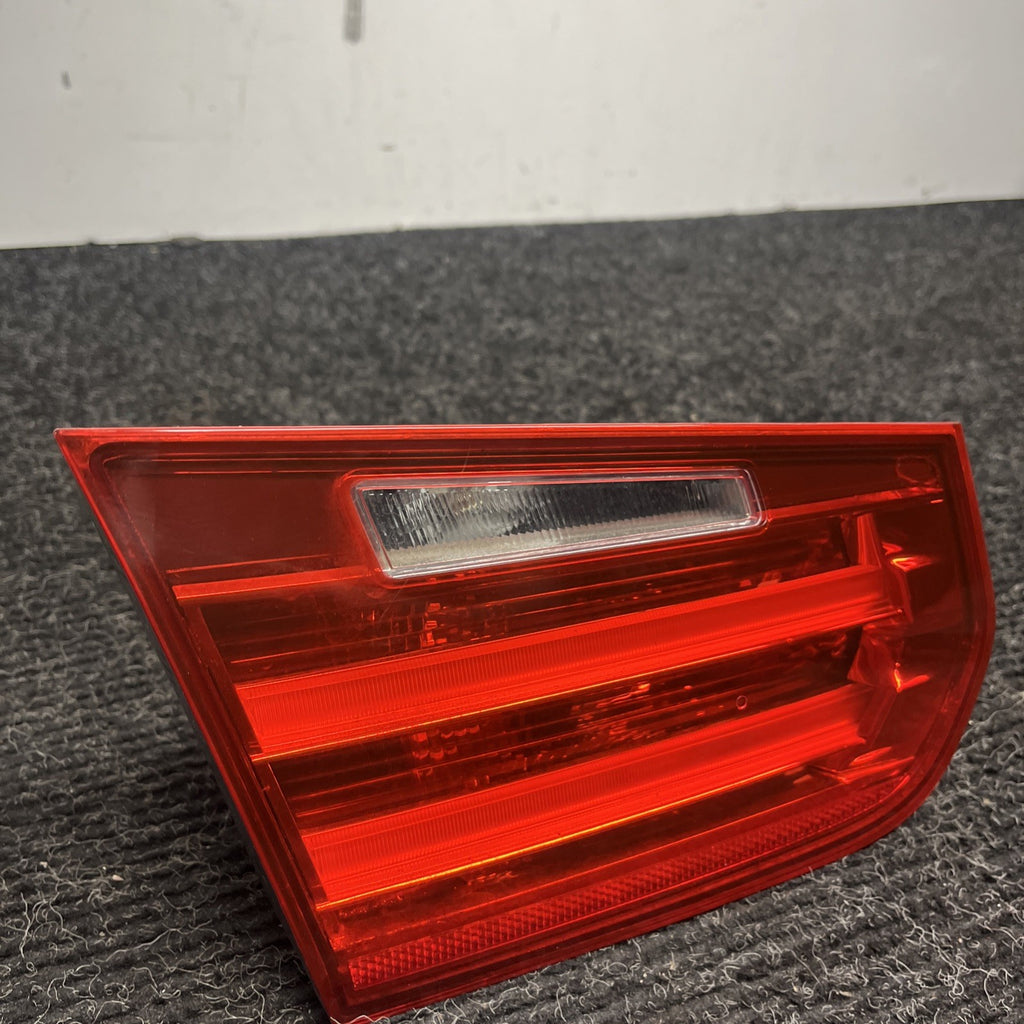 ☑️ 12-15 OEM BMW F30 F80 M3 Sedan Rear Left Driver Side Inner Trunk Tail Light