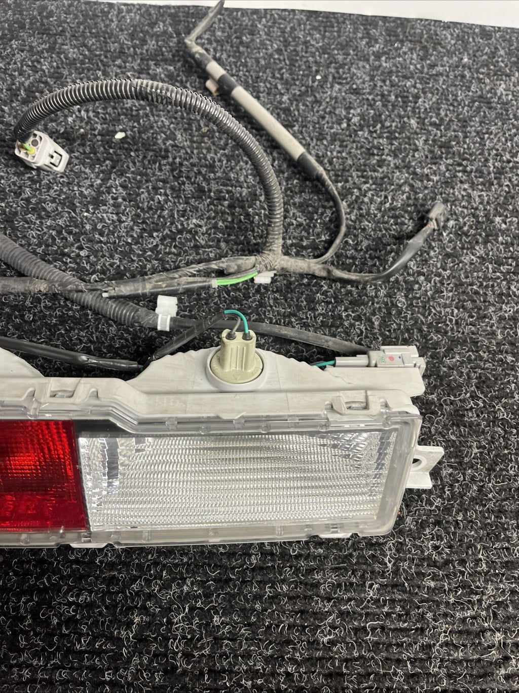 ☑️ 22-23 SUBARU BRZ REAR BUMPER LOWER REVERSE LIGHT BACKUP BACK UP LAMP OEM