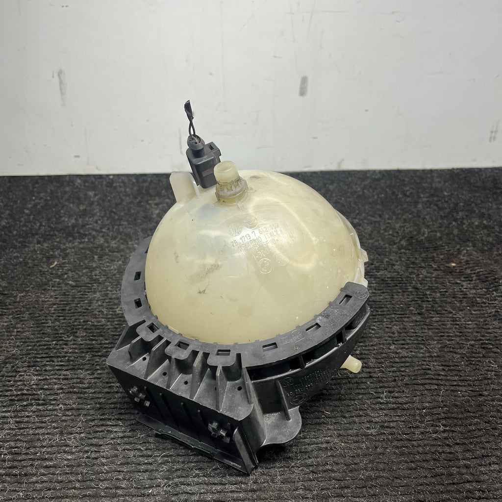 ☑️ 2012-2016 BMW 328xi F30 OEM 2.0 N20 Engine Coolant Reservoir Oveflow 7642159