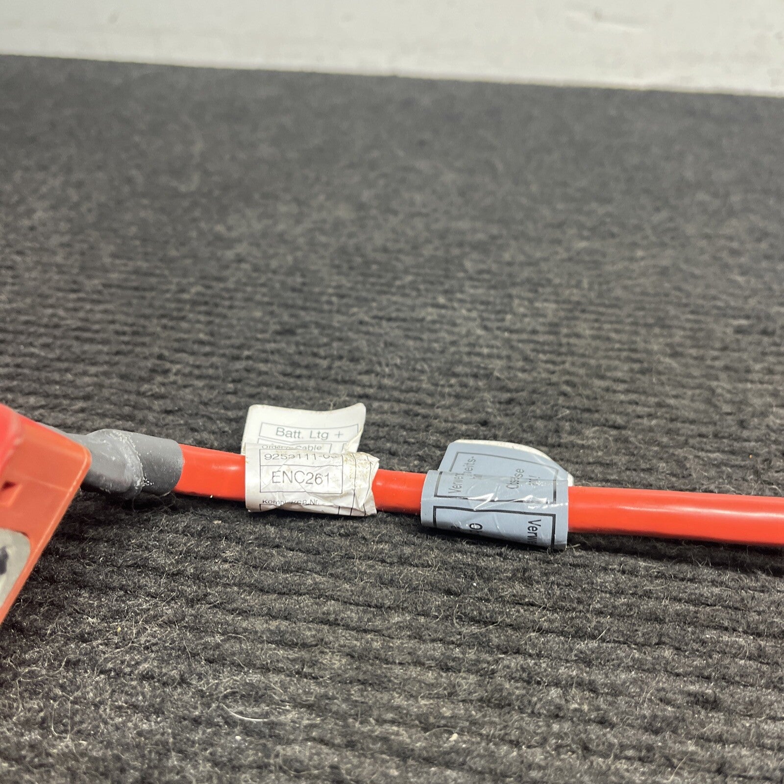 ☑️ OEM BMW M2 F87 F22 F23 230 M235 Battery Plus Pole Terminal Positive Red Cable