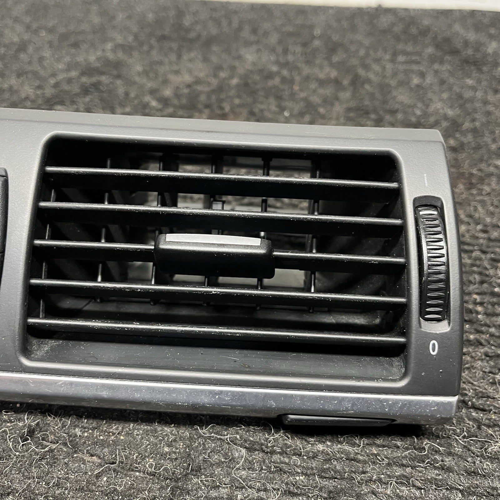 ☑️ 07-14 BMW X5 E71 X6 E70 Dash Center Hvac AC Heater Vent Duct Hazard Lock OEM